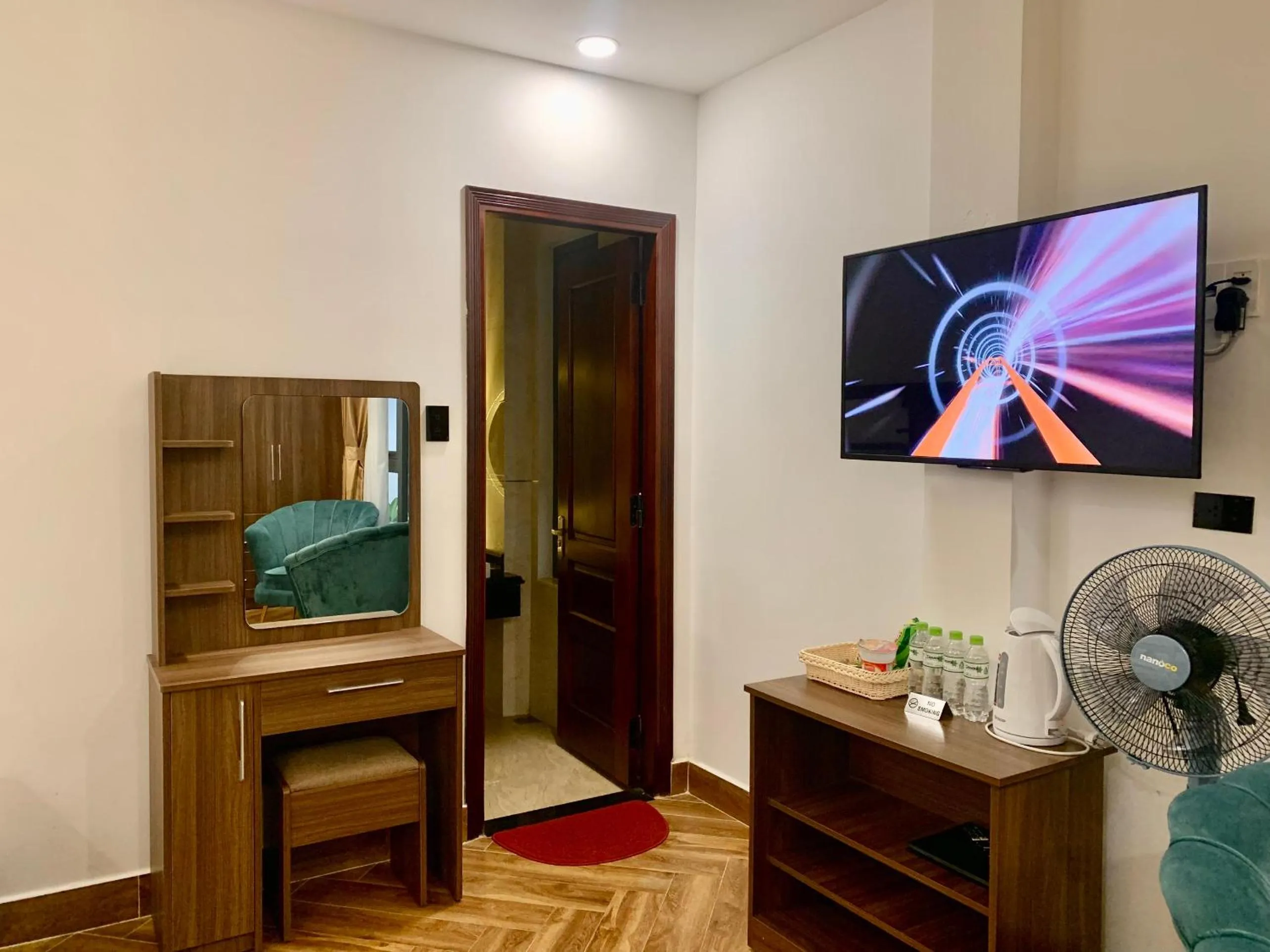 TV and multimedia in Crown Dalat Hotel