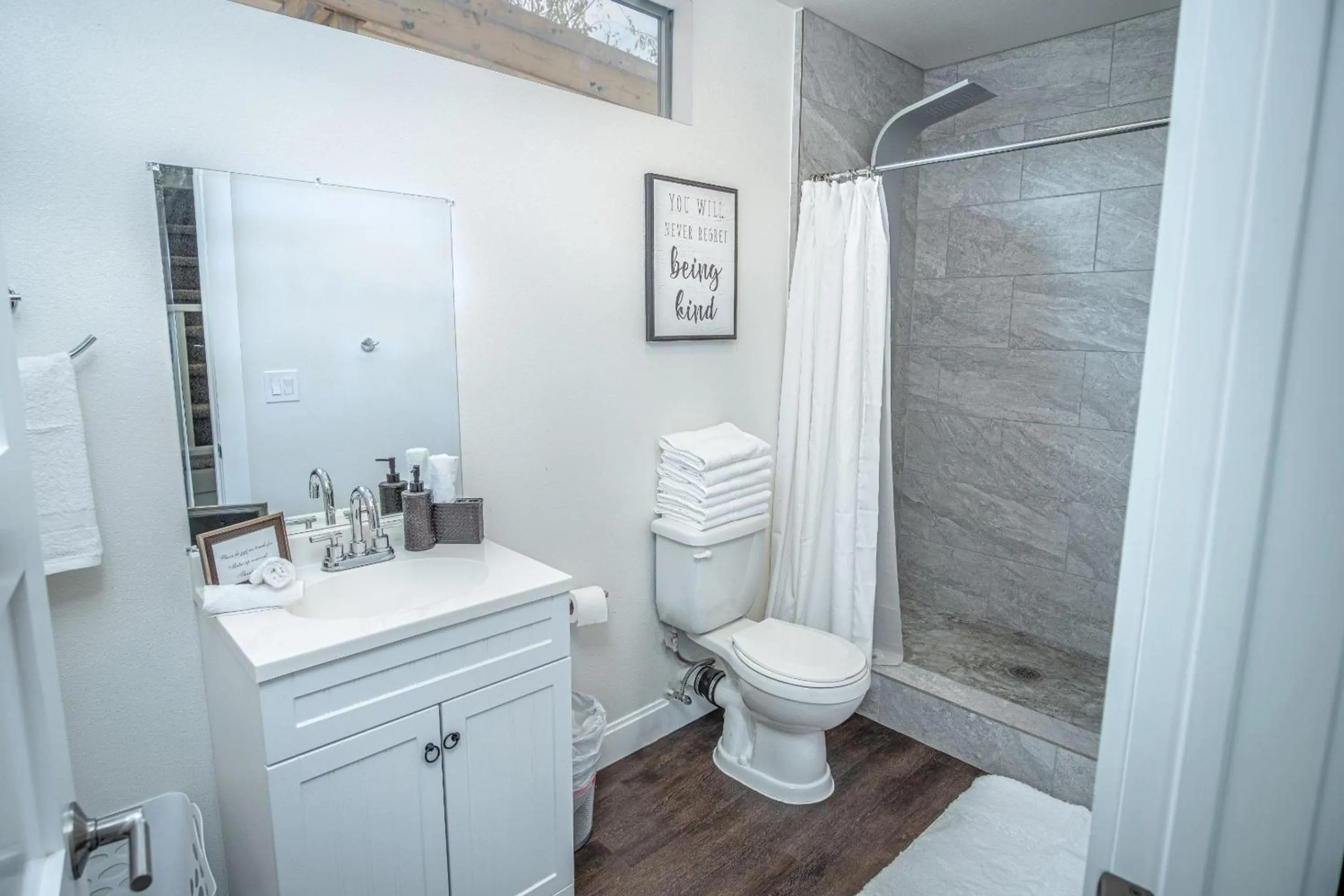 Bathroom in Guest House with Loft Near Downtown