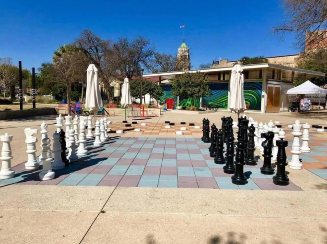 City view in Guest House with Loft Near Downtown