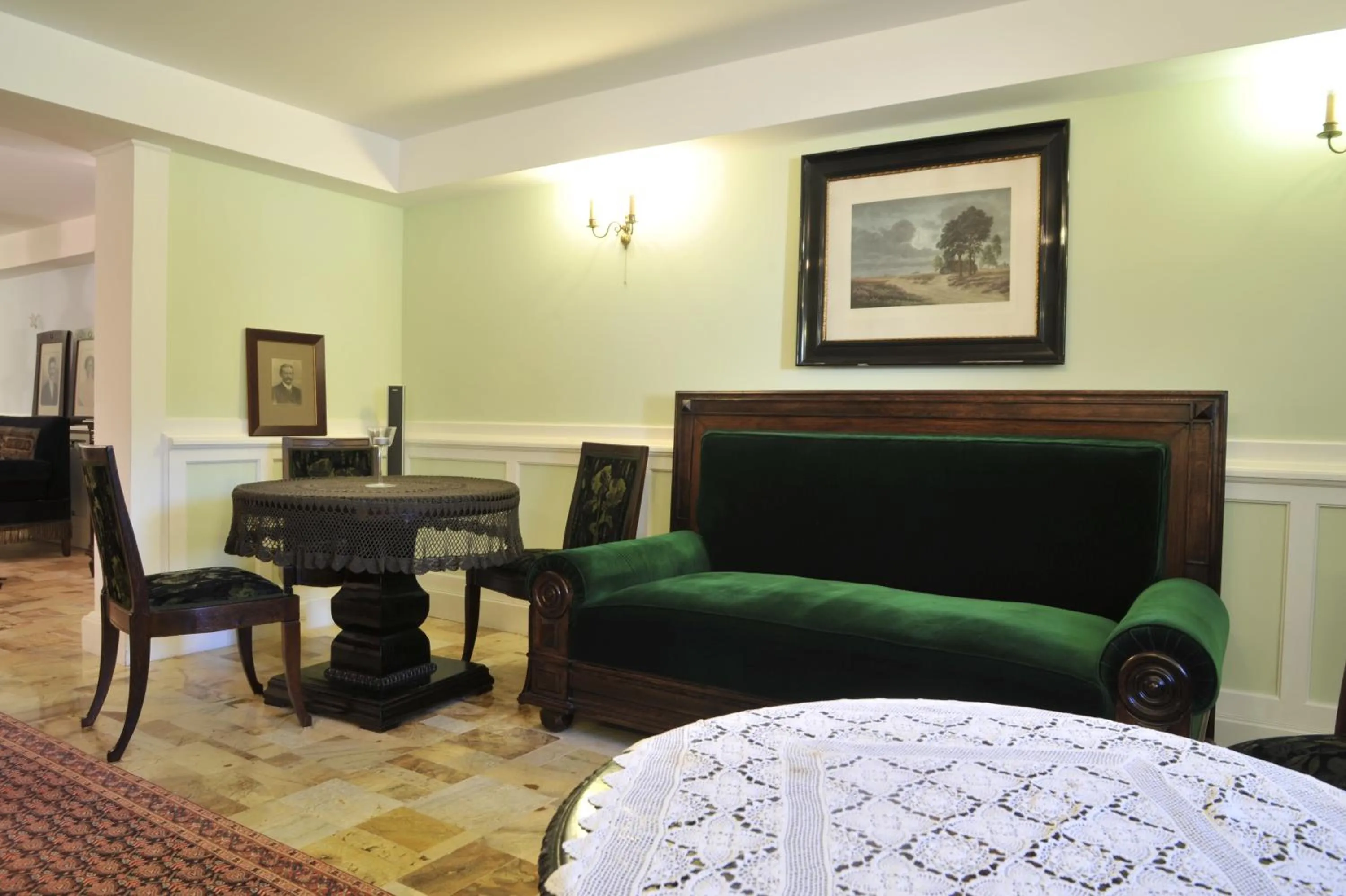 Communal lounge/ TV room in Solej Rezydencja