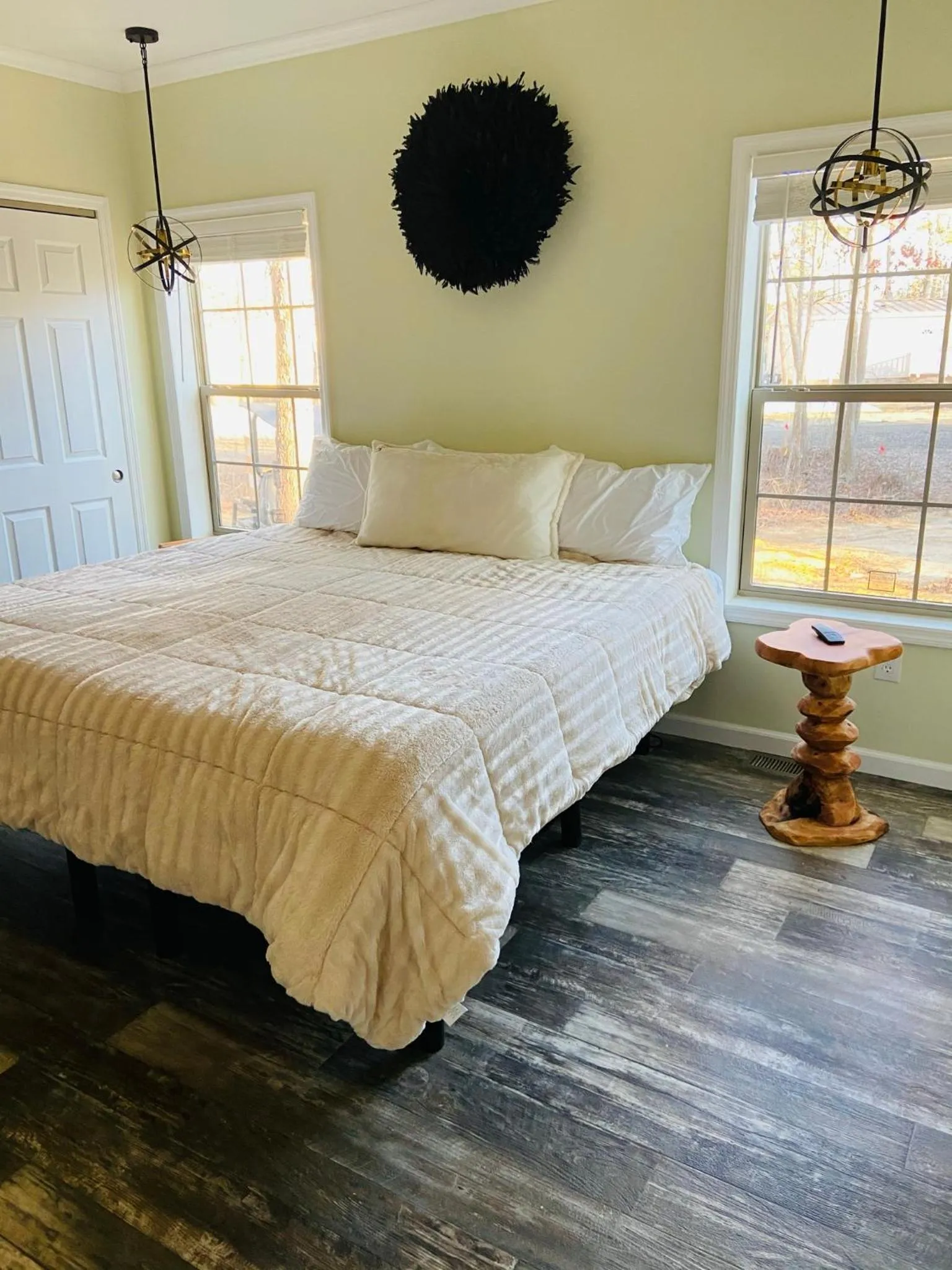 Bed in Swan Lake Resort