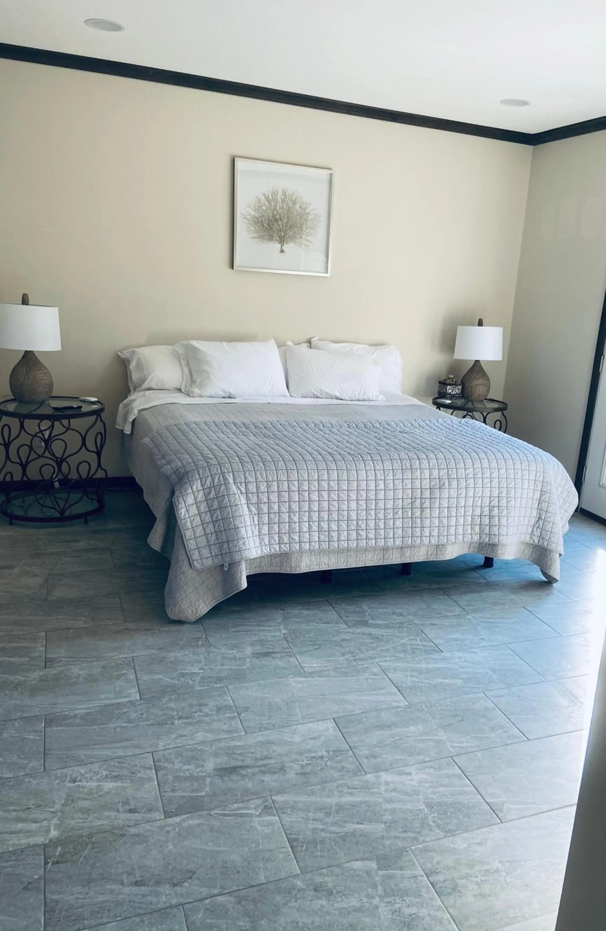 Bed in Swan Lake Resort