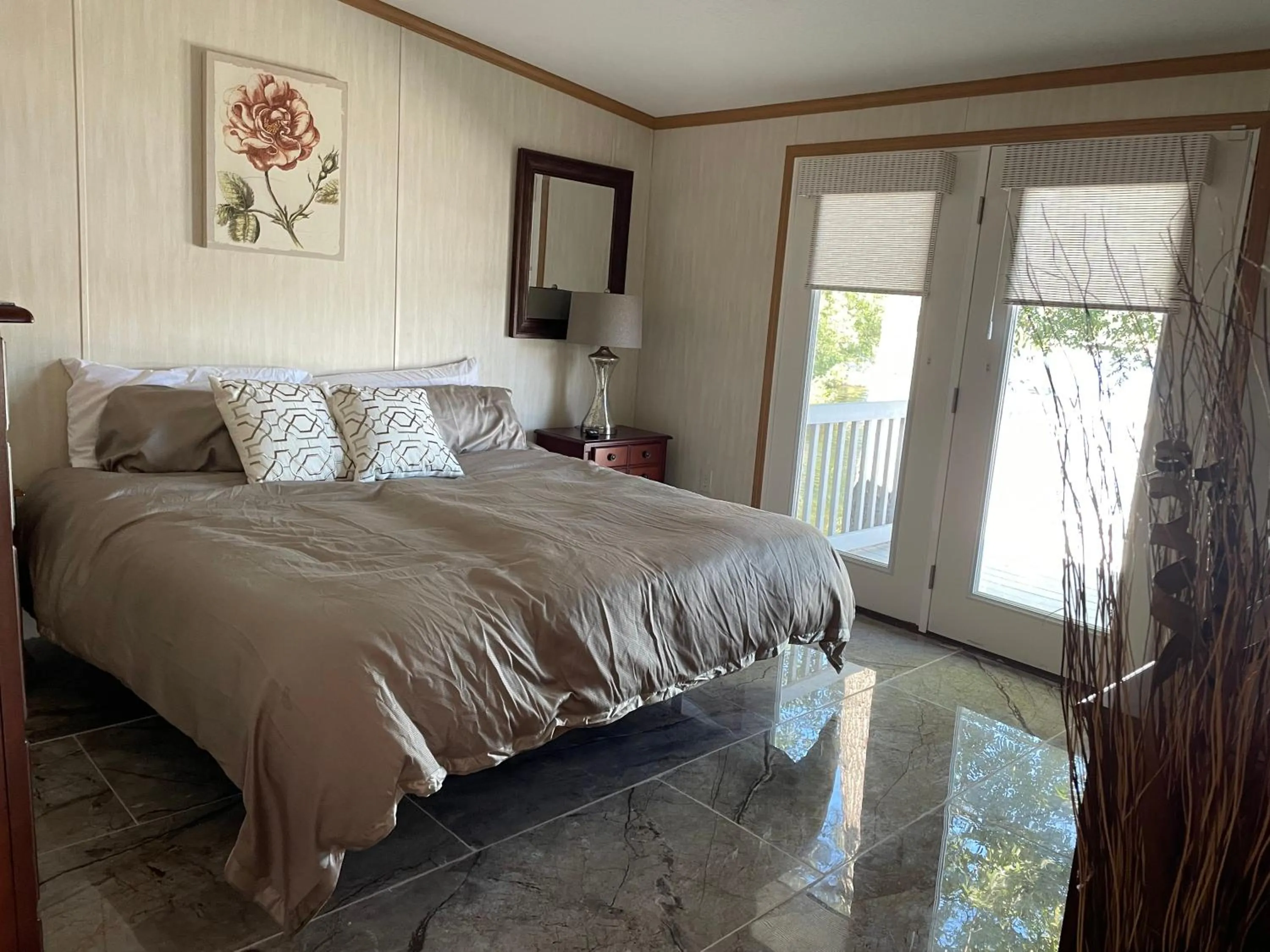 Bed in Swan Lake Resort