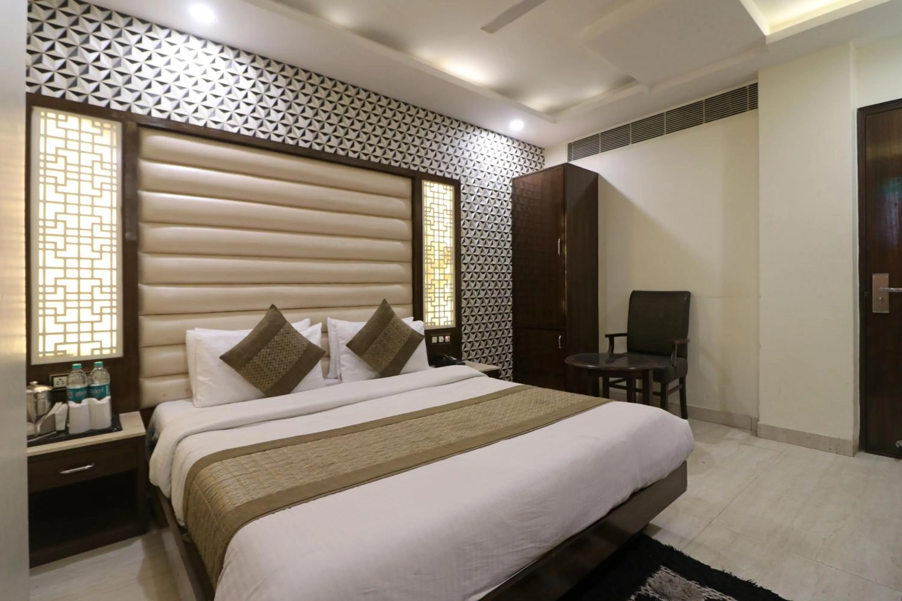 Photo of the whole room, Bed in Hotel Mannat international by Mannat