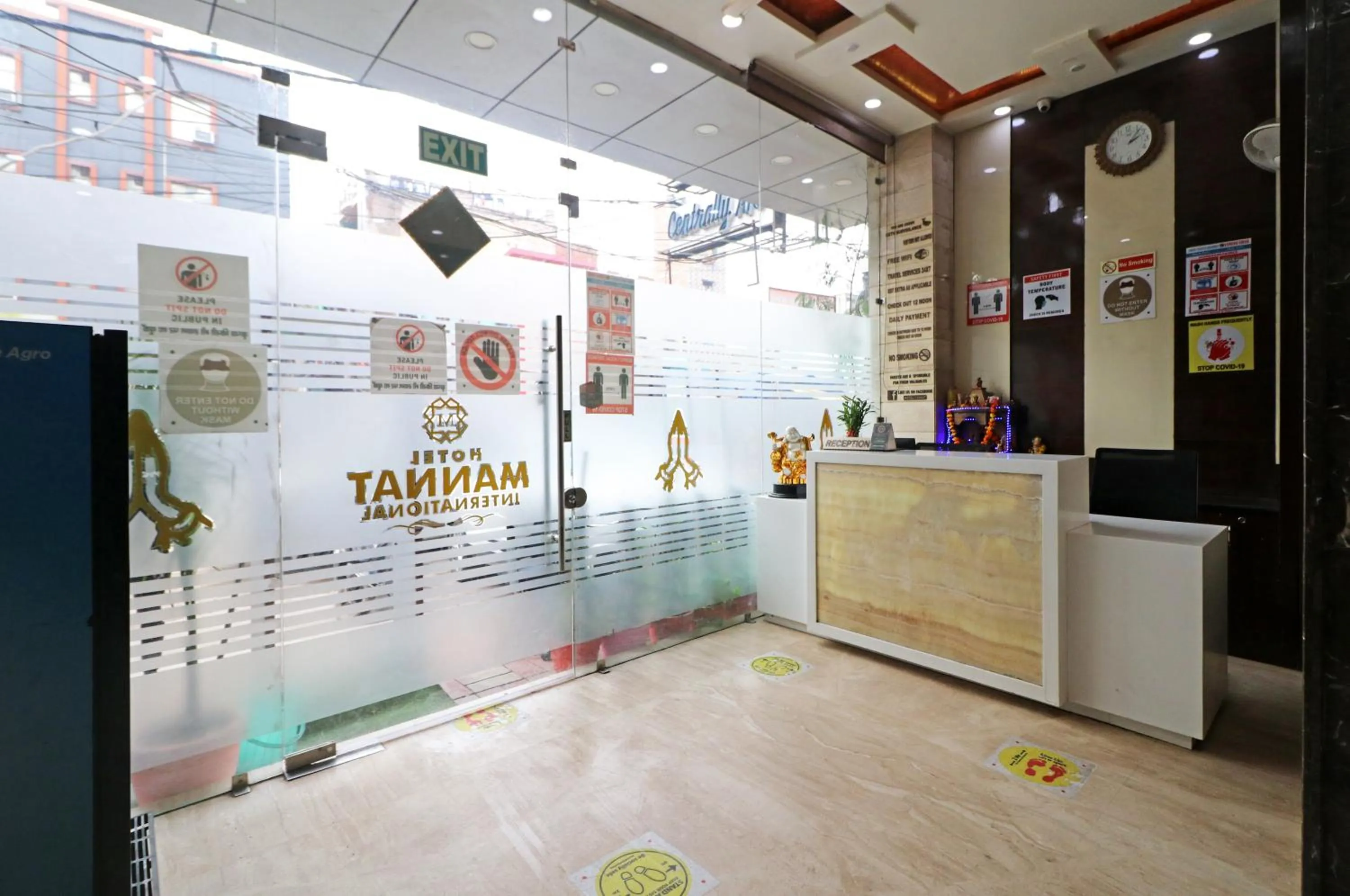 Facade/entrance in Hotel Mannat international by Mannat