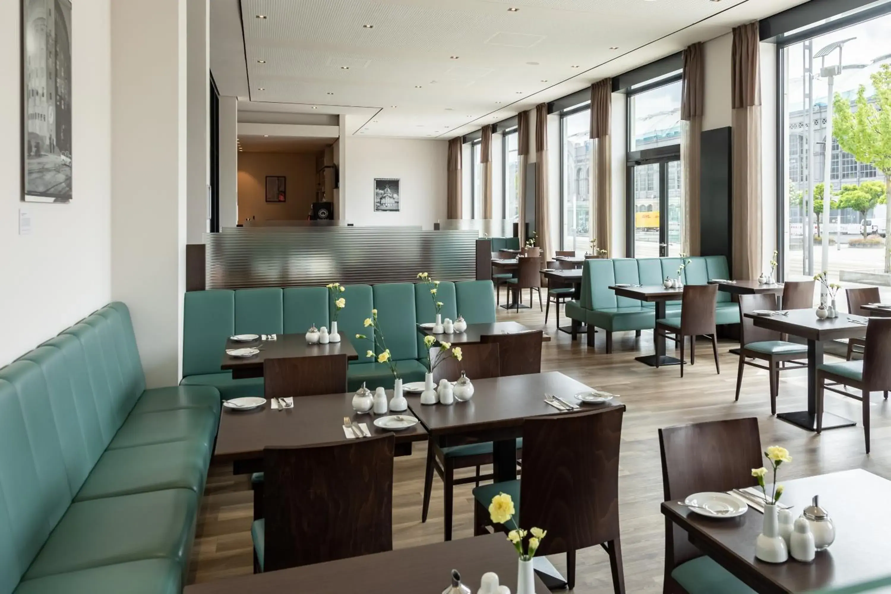 Restaurant/places to eat in IntercityHotel Dresden Restaurant/places to eat in IntercityHotel Dresden