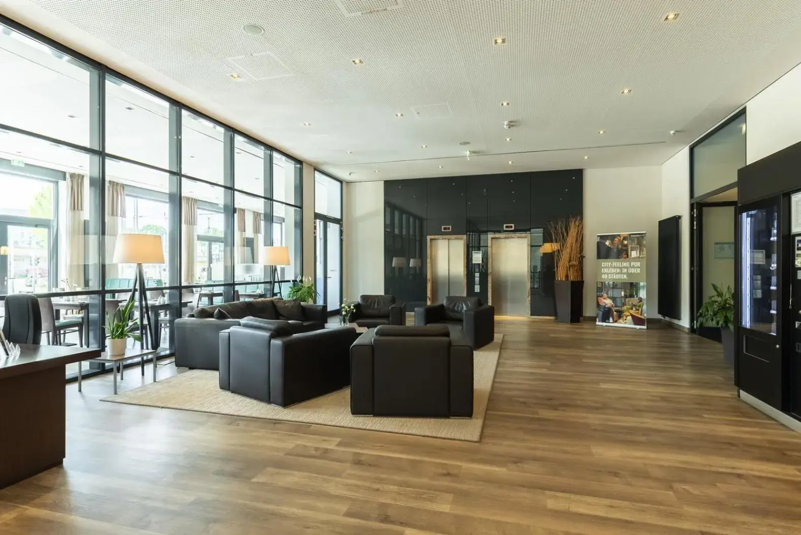Lobby or reception in IntercityHotel Dresden Lobby or reception in IntercityHotel Dresden