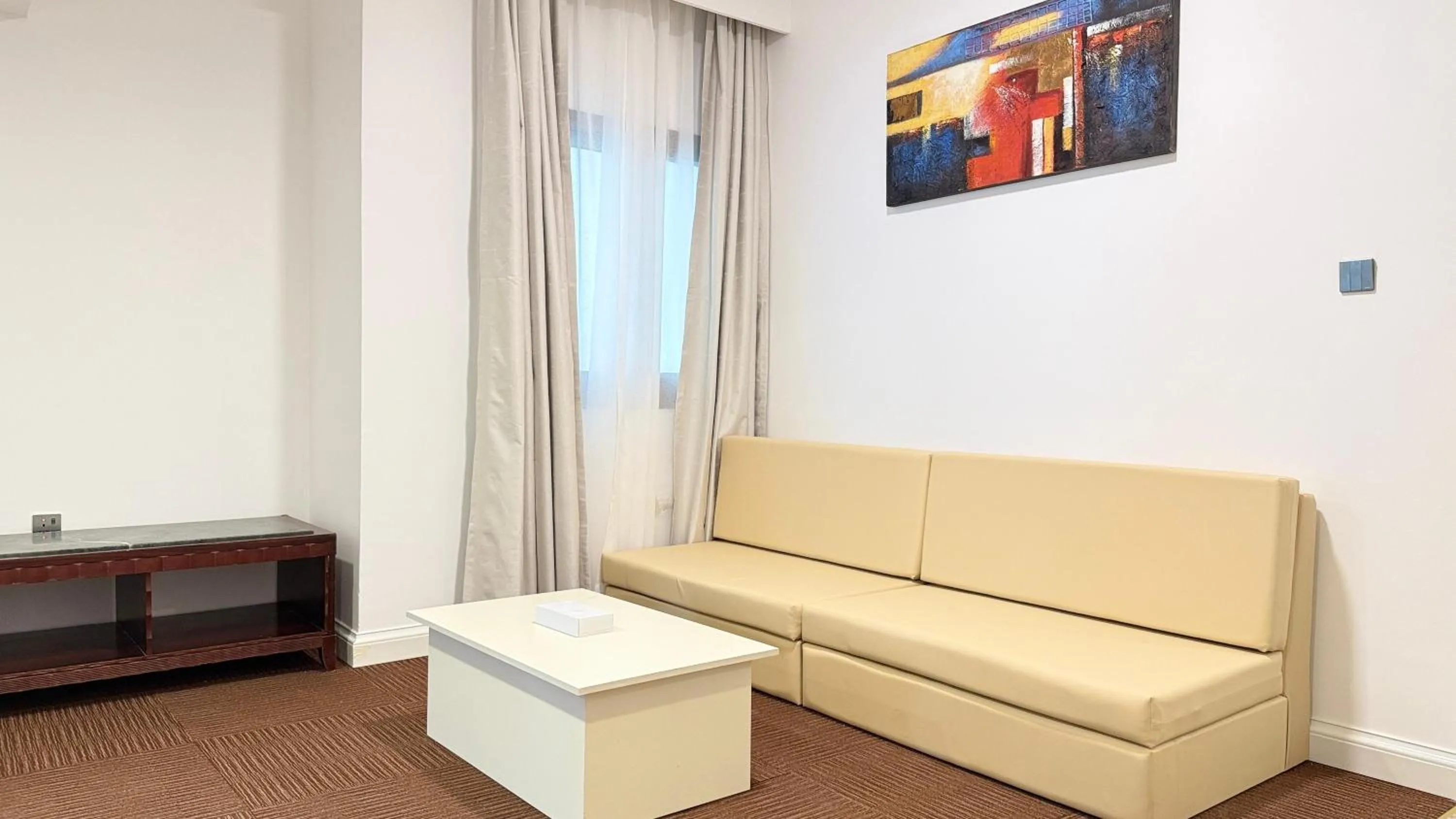 TV and multimedia in Palette Sharjah Aparthotel formerly Royal Tulip