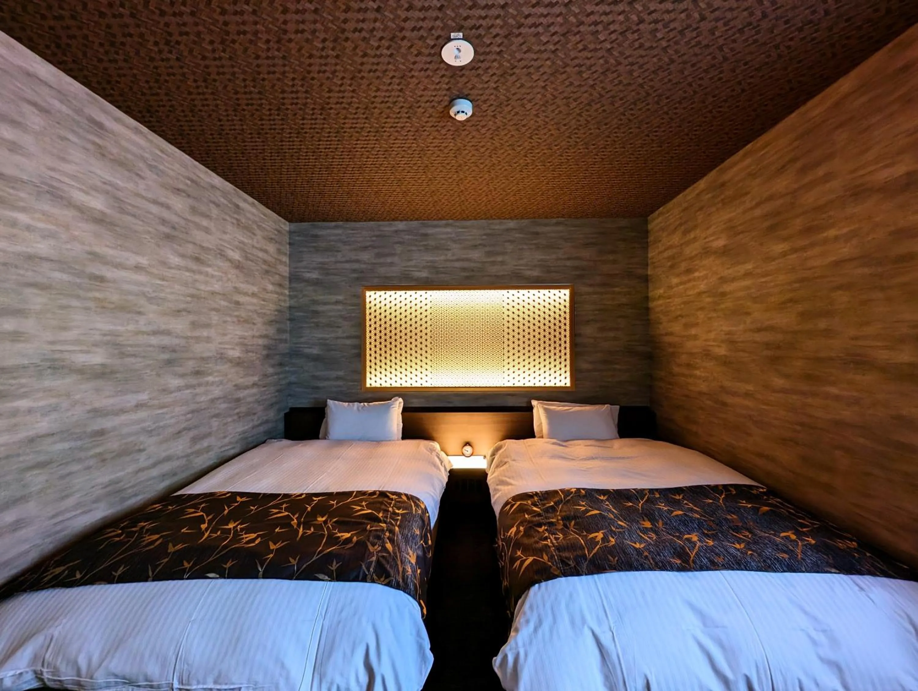 Photo of the whole room, Bed in ひがし茶屋街らしく金沢 Hotel Rashiku kanazawa