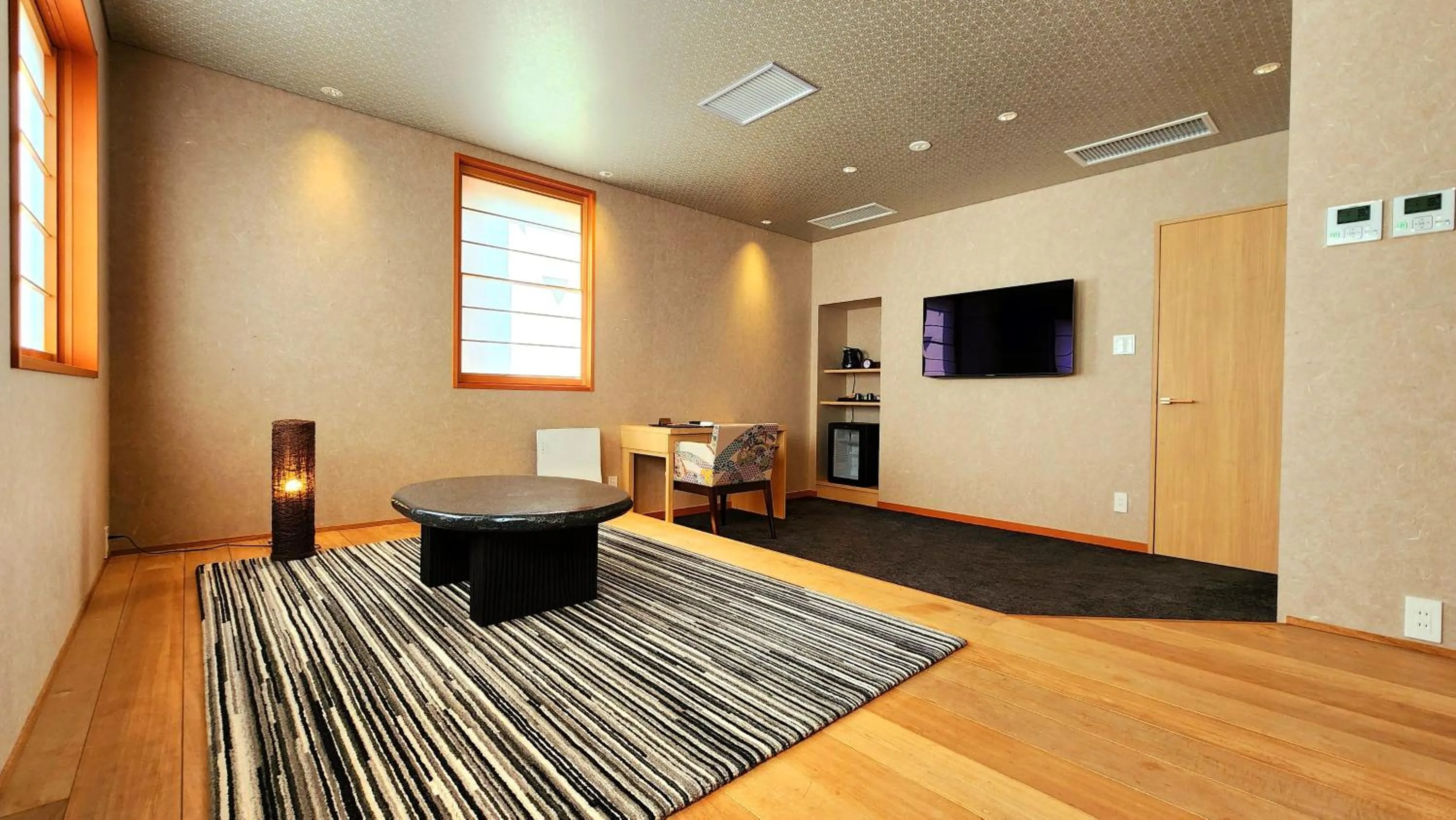 Photo of the whole room in ひがし茶屋街らしく金沢 Hotel Rashiku kanazawa