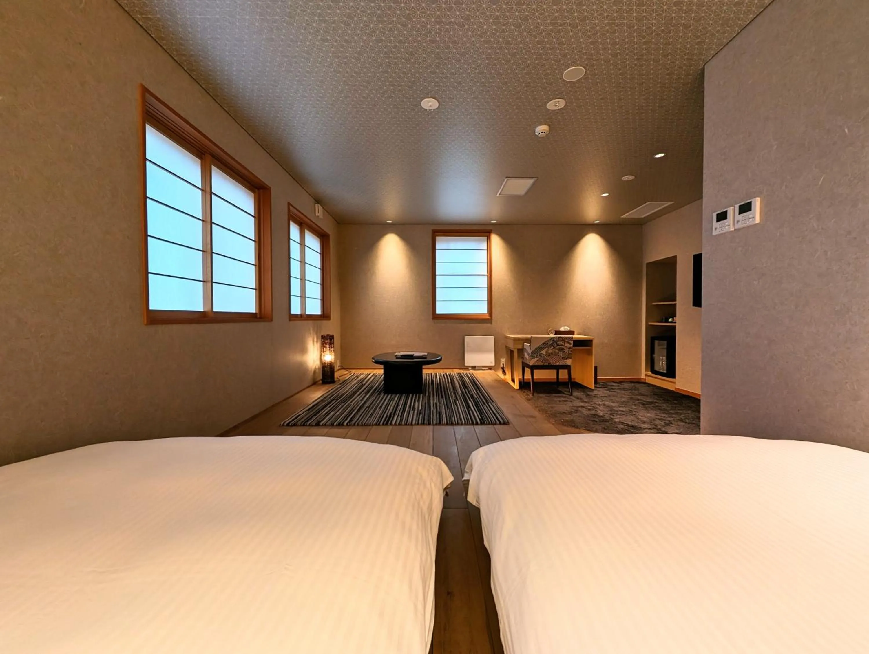 Photo of the whole room, Bed in ひがし茶屋街らしく金沢 Hotel Rashiku kanazawa