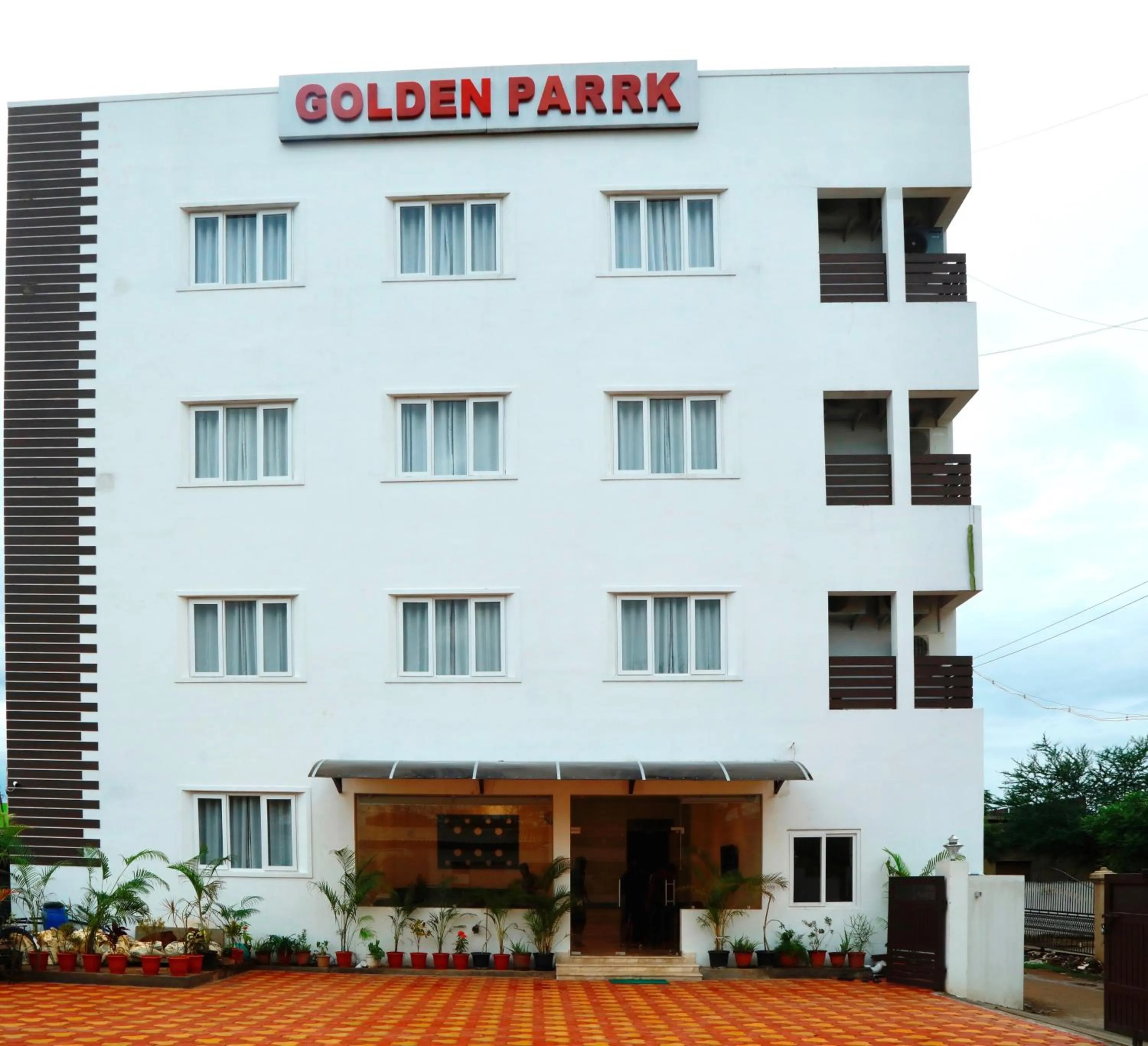 Property building in Golden Parrk