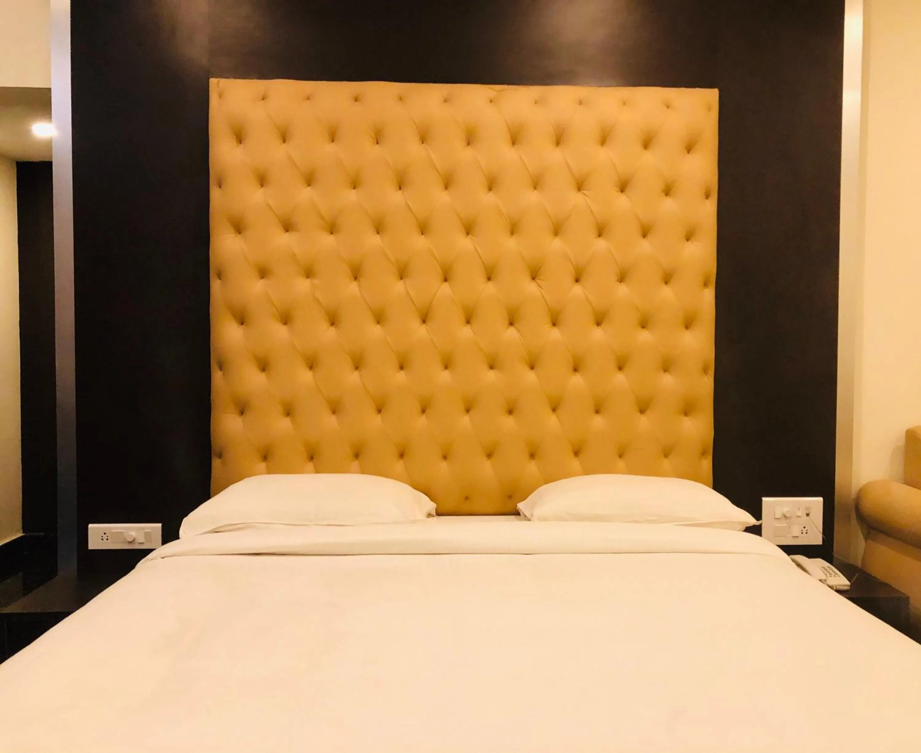 Bed in Golden Parrk