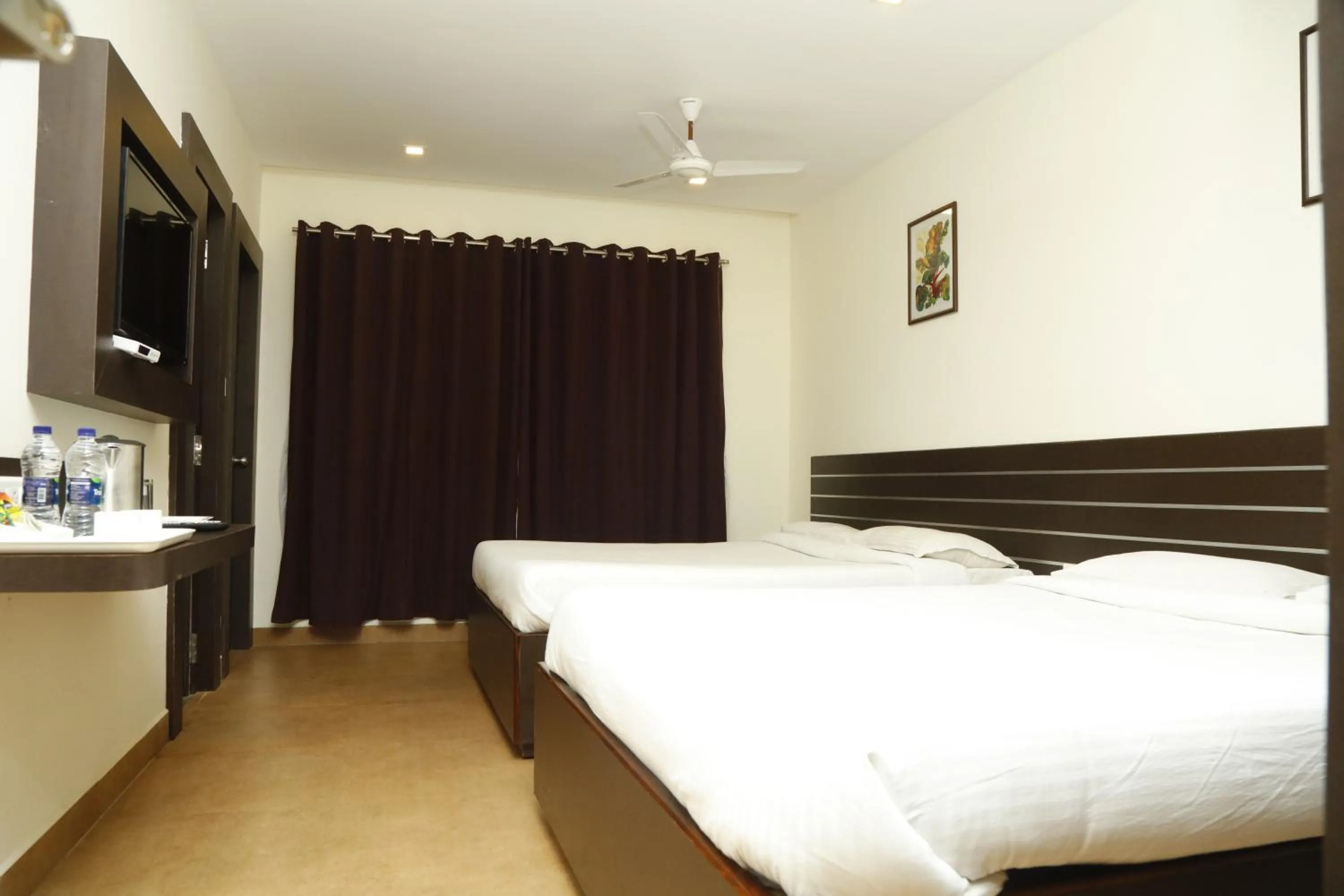 Bedroom in Golden Parrk