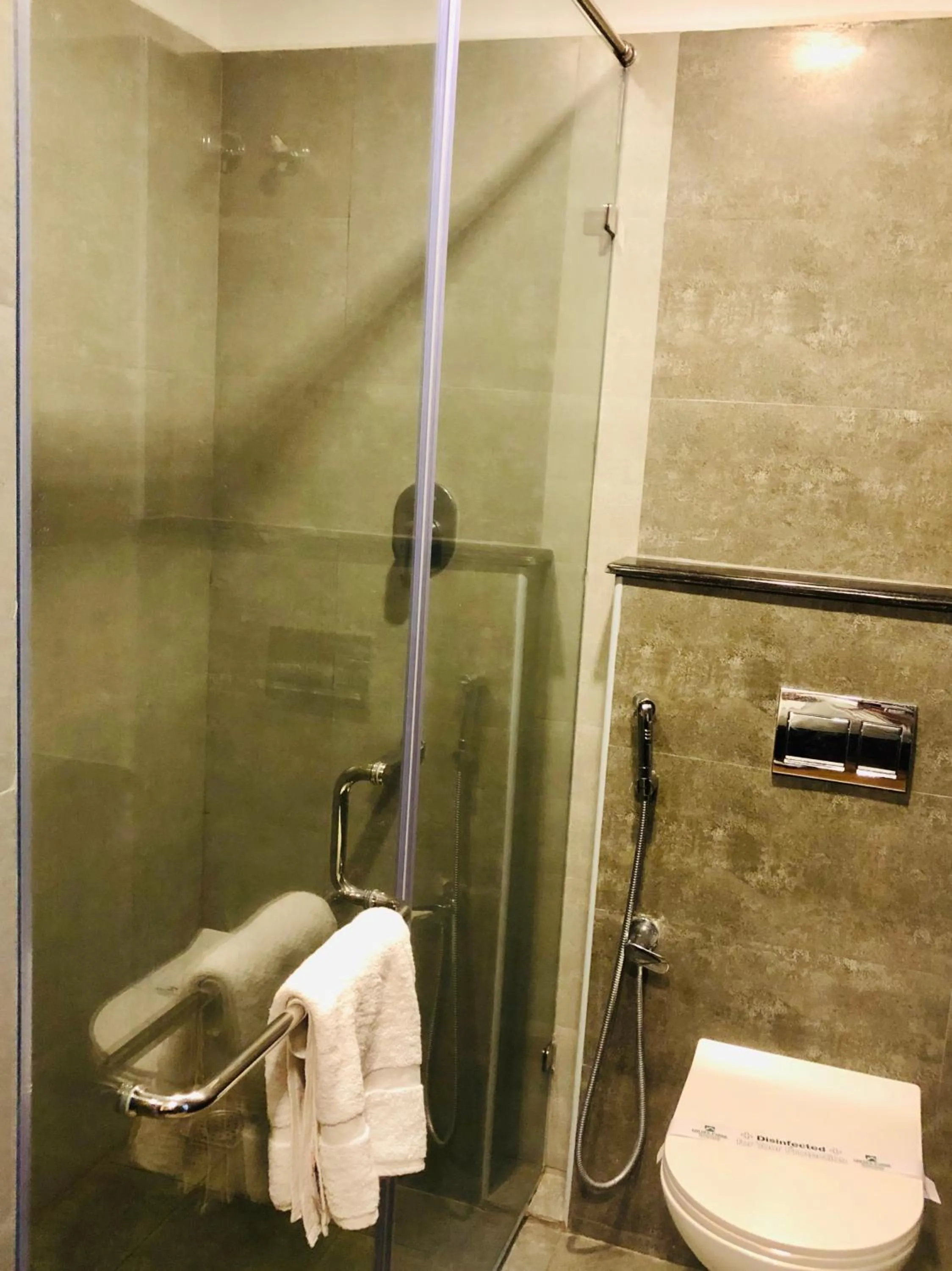 Bathroom in Golden Parrk