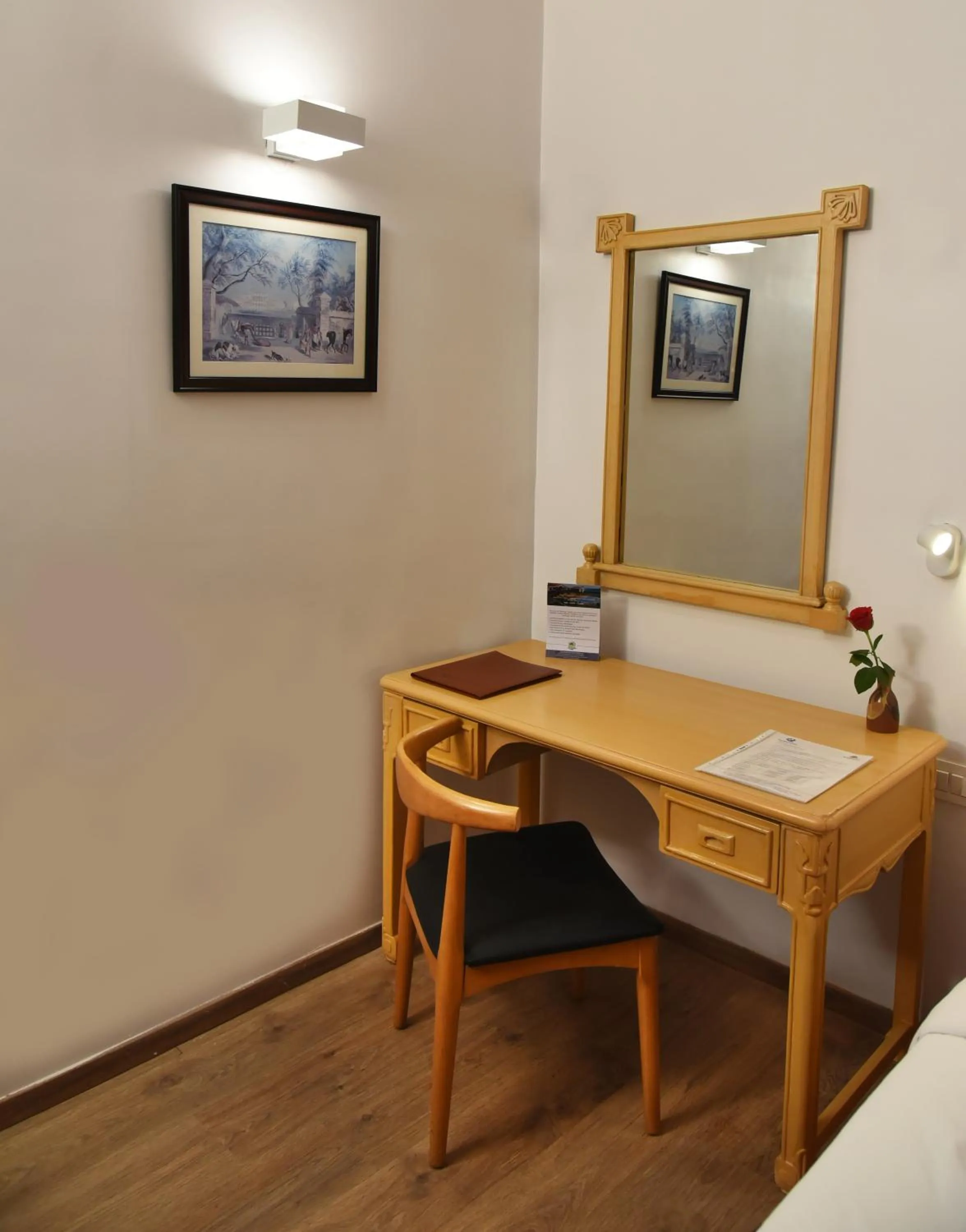 Seating area in Golden Parkk Hotel