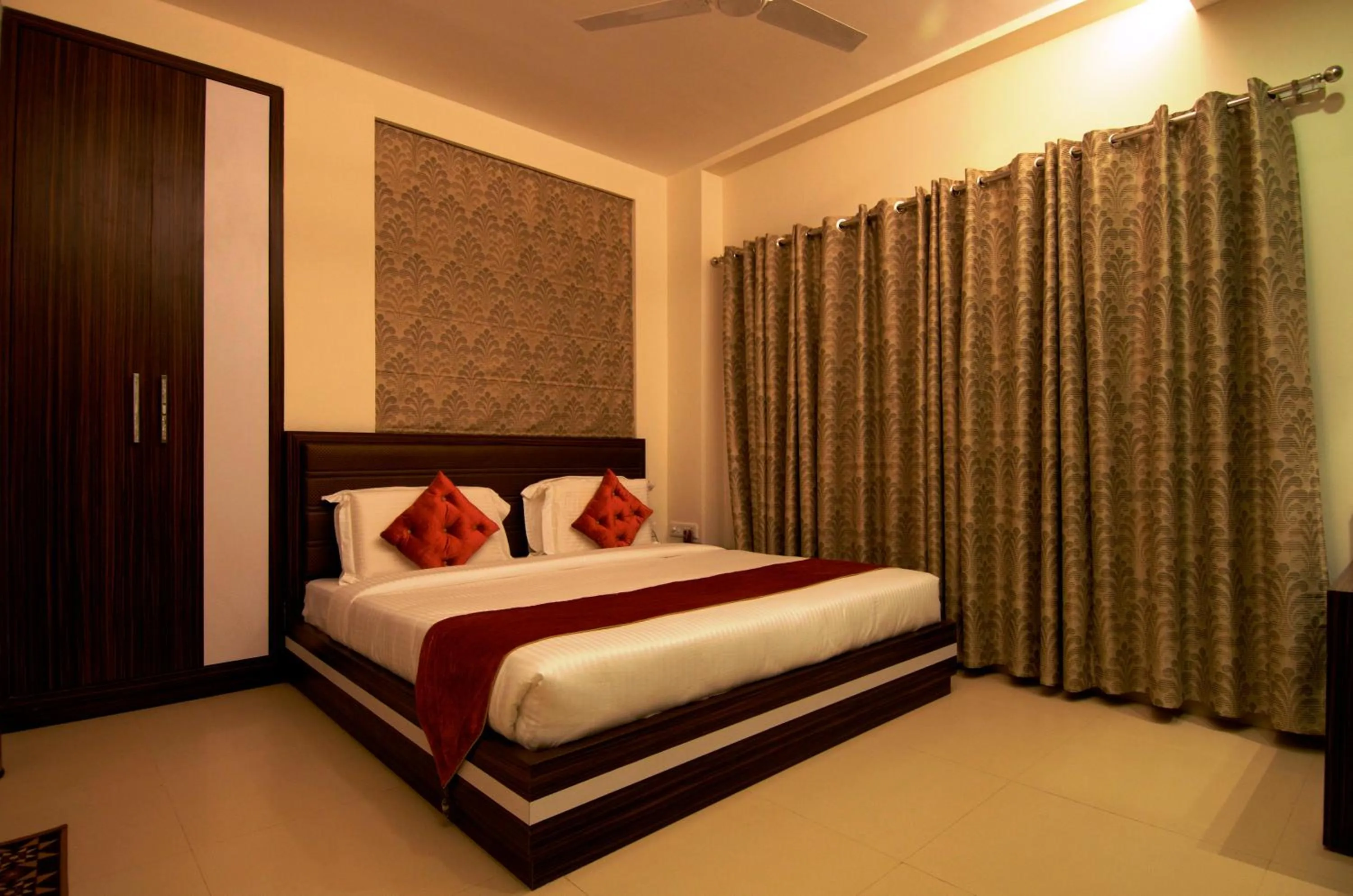 Bed in Hotel Premiere Villa