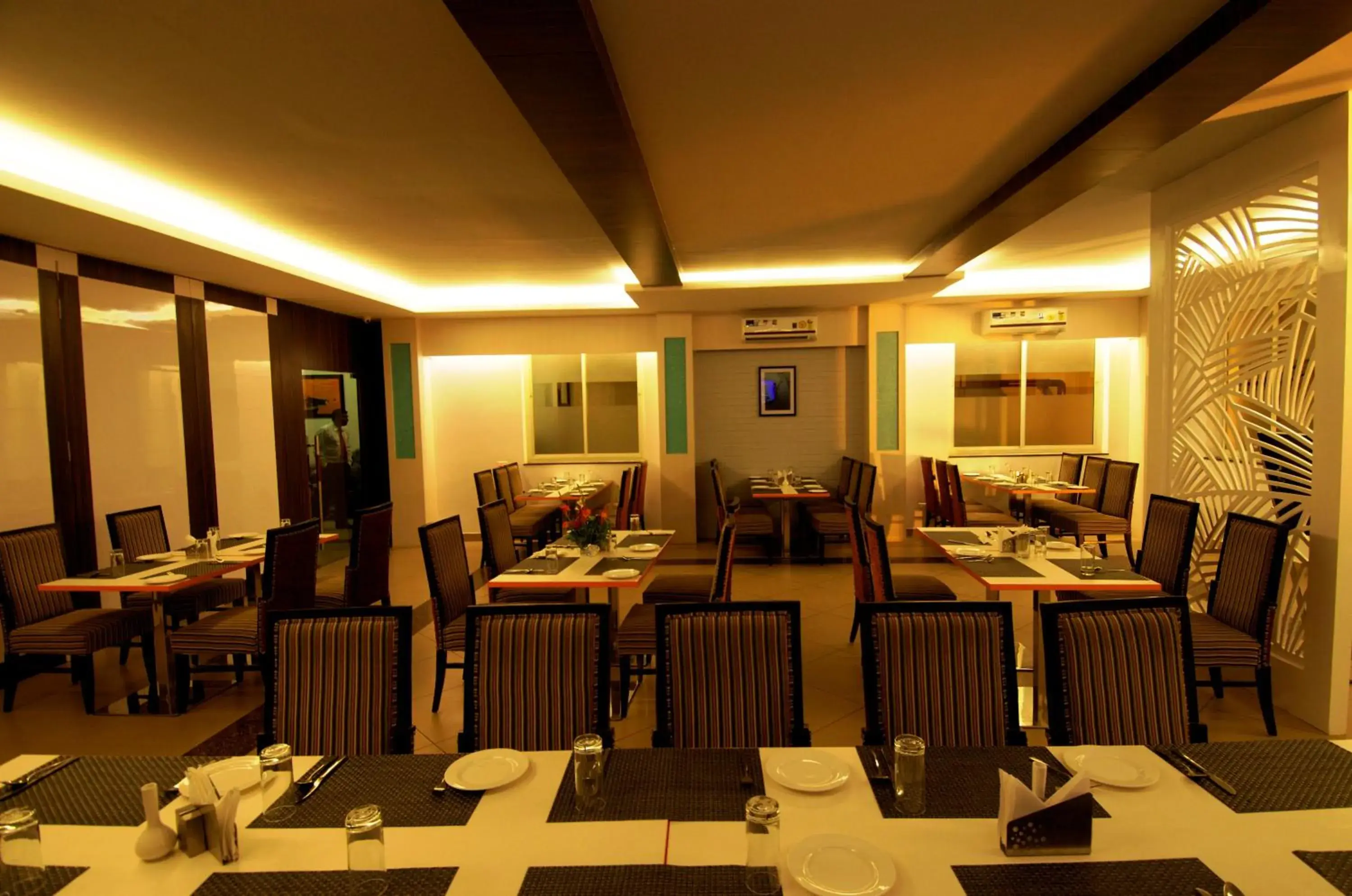 Restaurant/places to eat in Hotel Premiere Villa Restaurant/places to eat in Hotel Premiere Villa