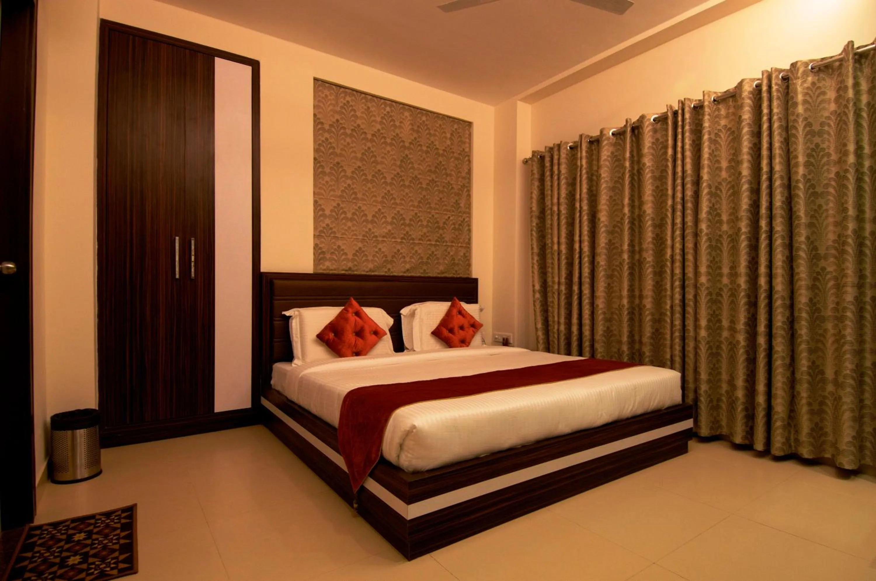 Bed in Hotel Premiere Villa