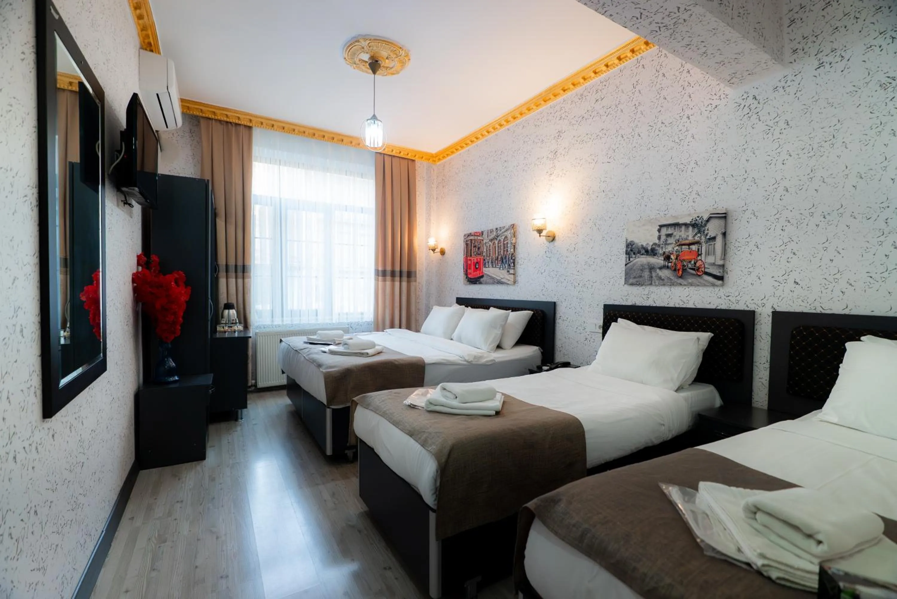 Bed in Golden Horn Park Hotel