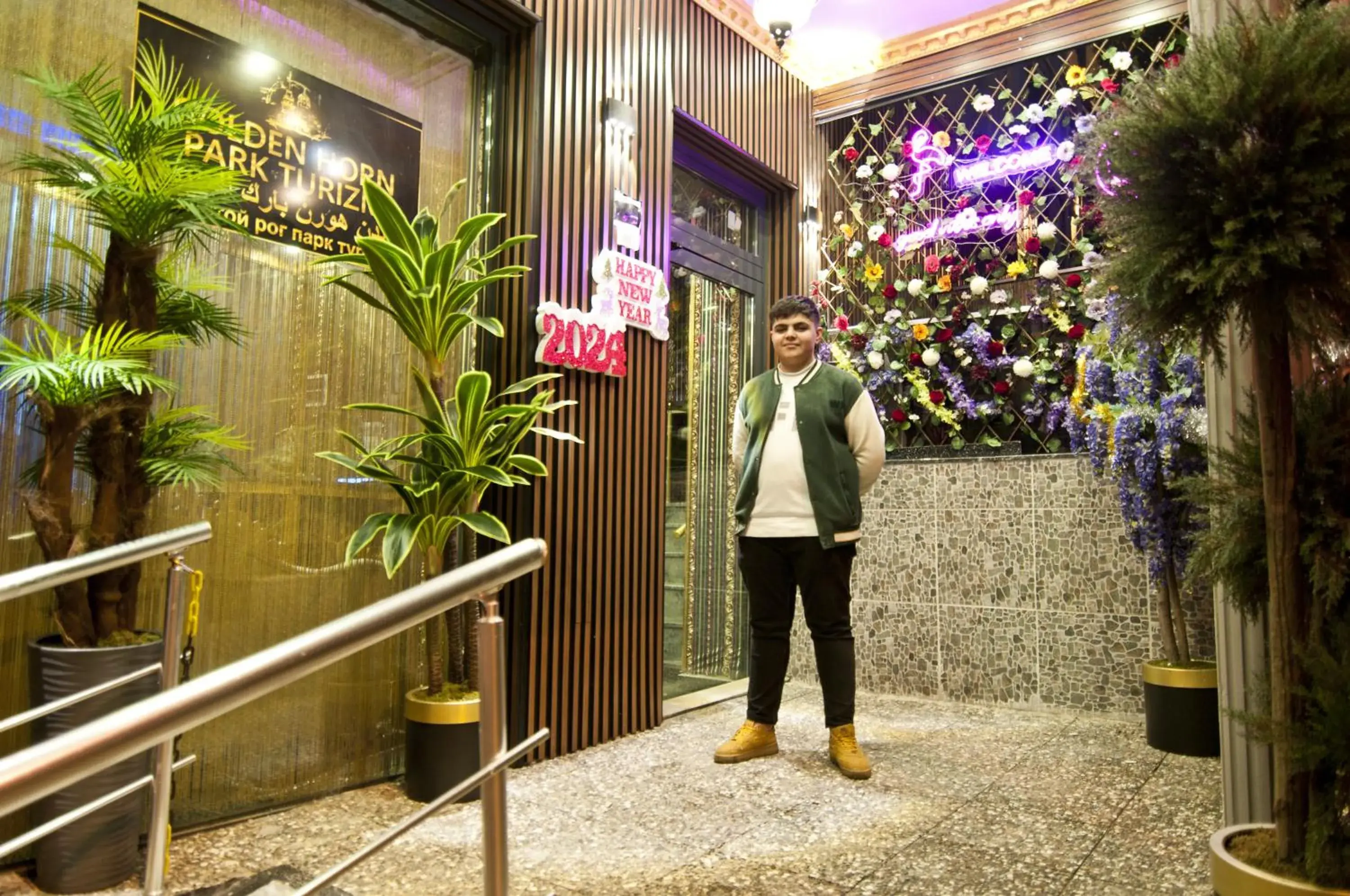 Facade/entrance in Golden Horn Park Hotel Facade/entrance in Golden Horn Park Hotel