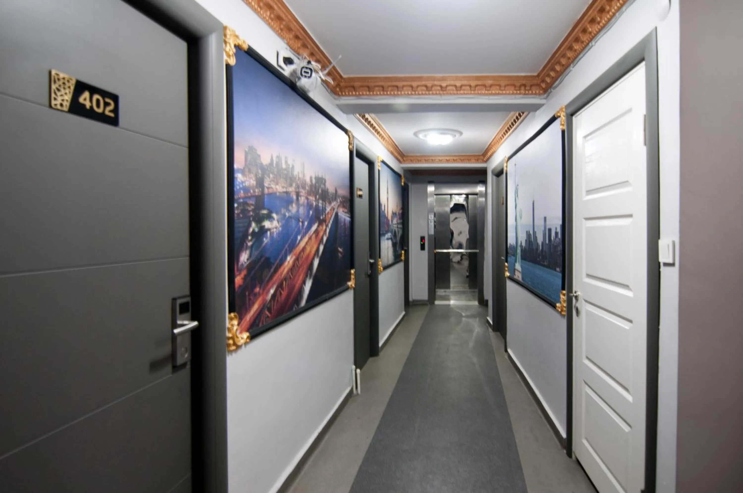 Decorative detail in Golden Horn Park Hotel