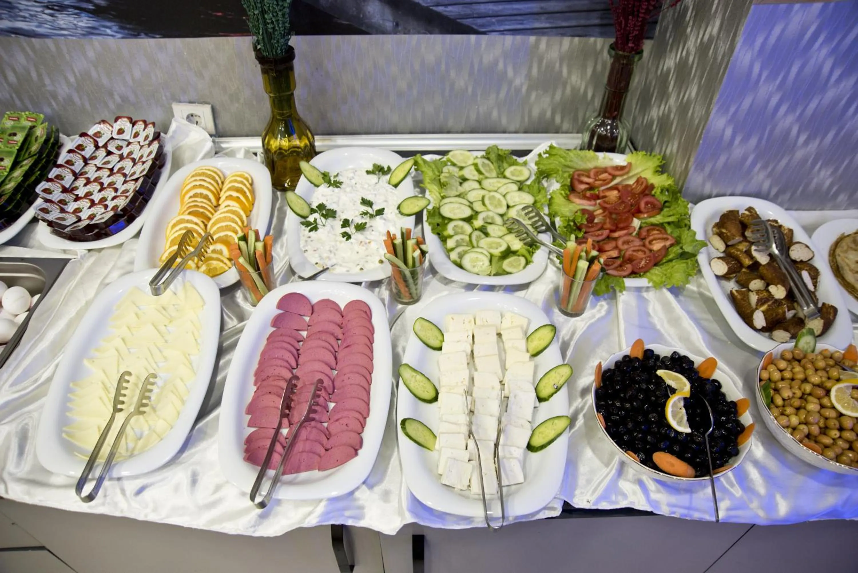 Coffee/tea facilities in Golden Horn Park Hotel