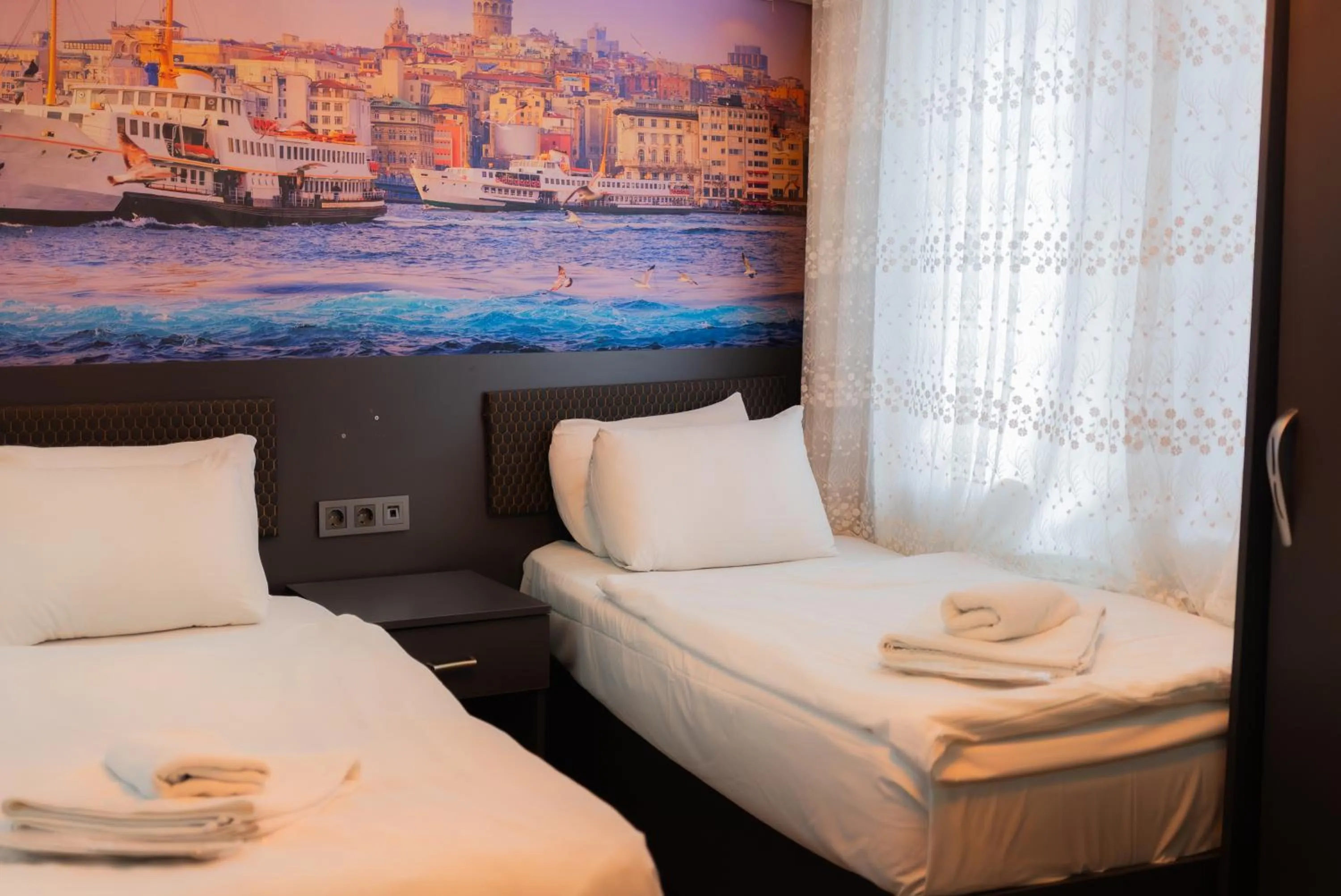 Bed in Golden Horn Park Hotel