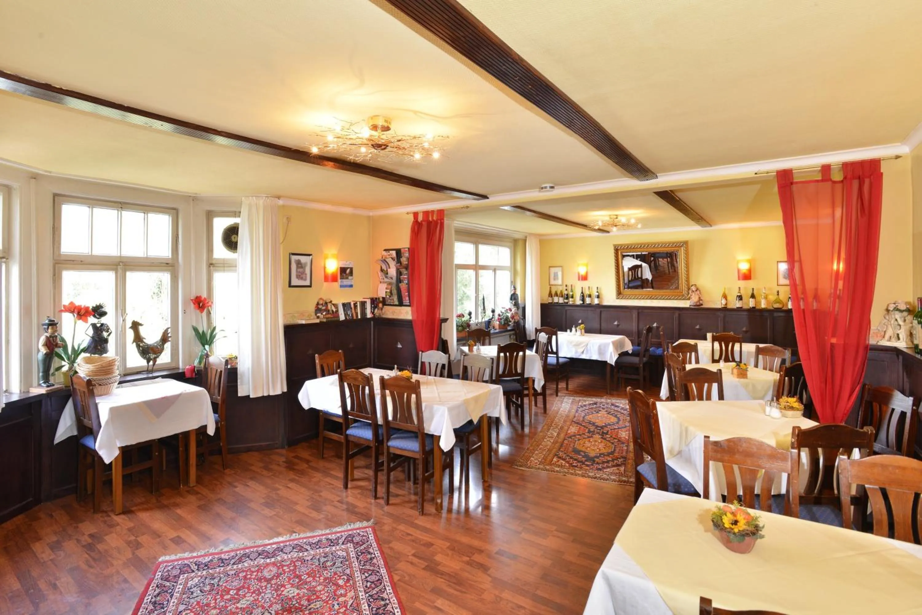 Restaurant/places to eat in Hotel Stoffels