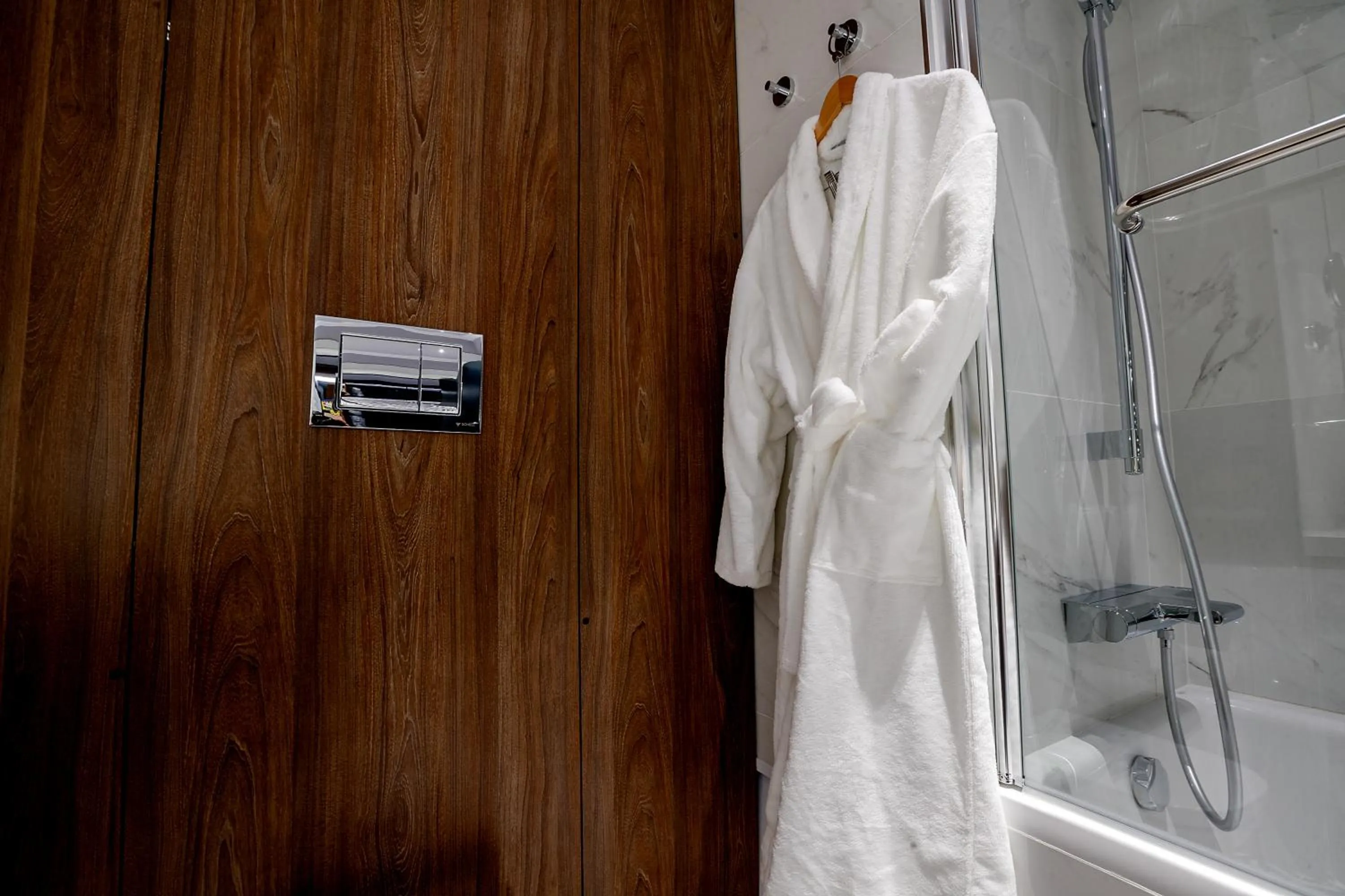 Shower in Hotel Kristal Focsani