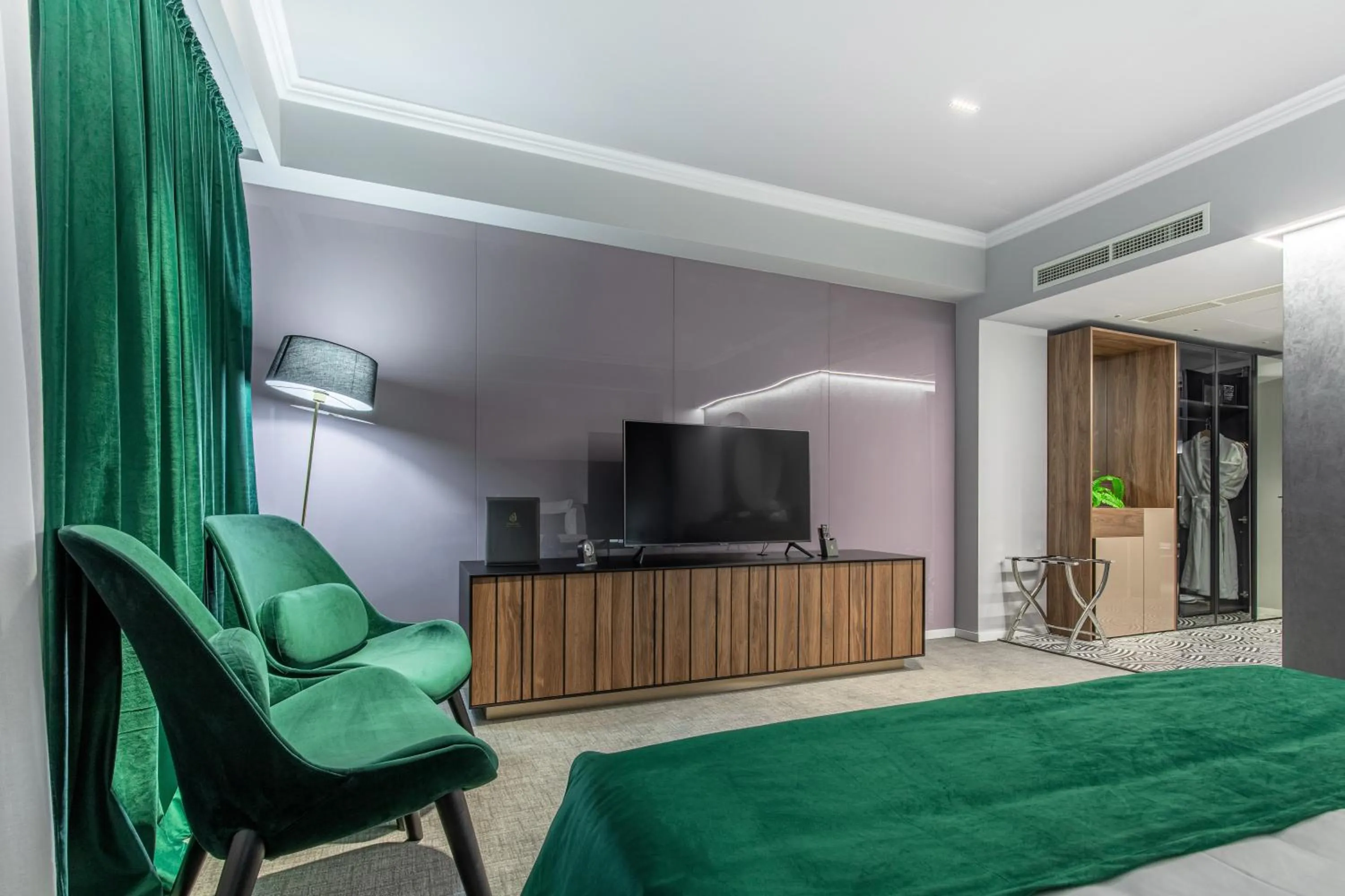 TV and multimedia in Hotel Kristal Focsani