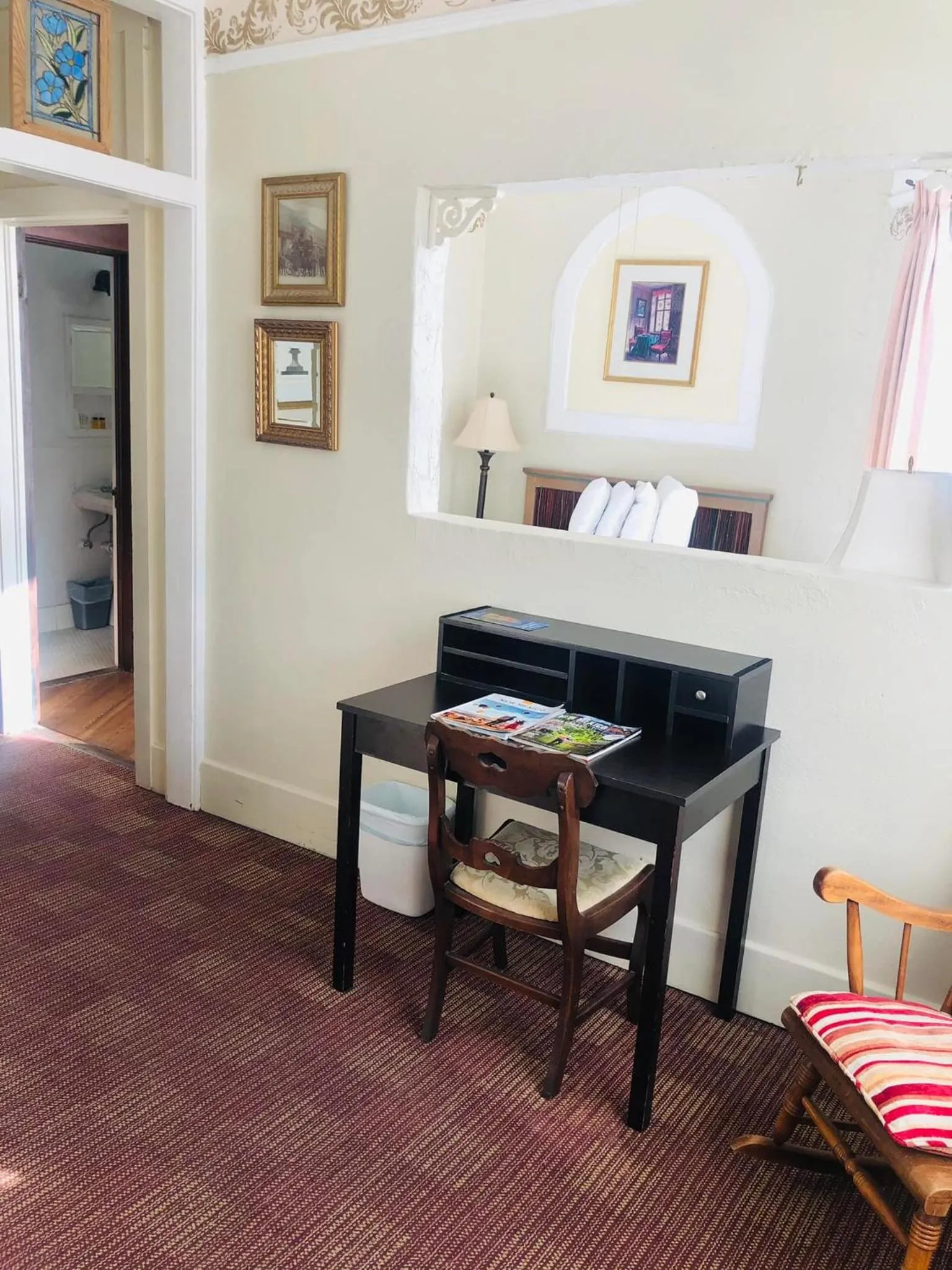 Living room in Historic Palace Hotel