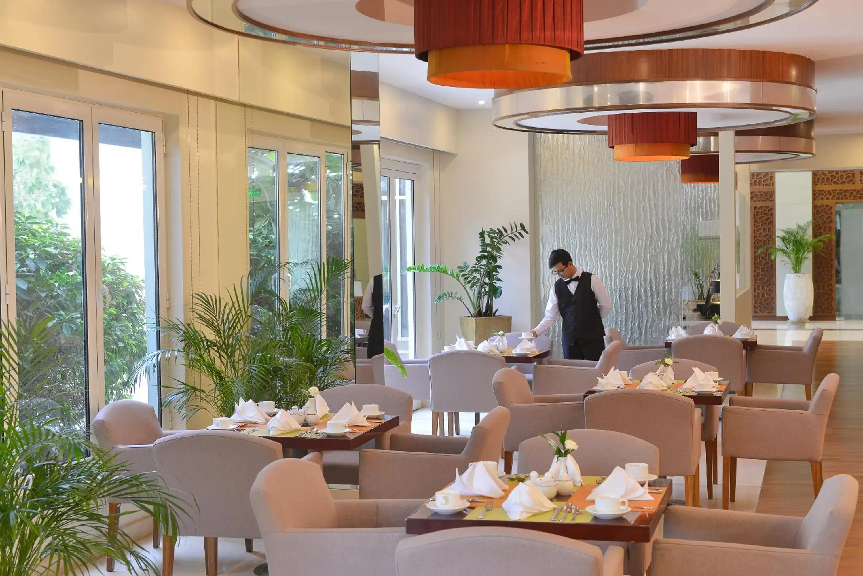 Restaurant/places to eat in Somerset Al Fateh Bahrain Restaurant/places to eat in Somerset Al Fateh Bahrain