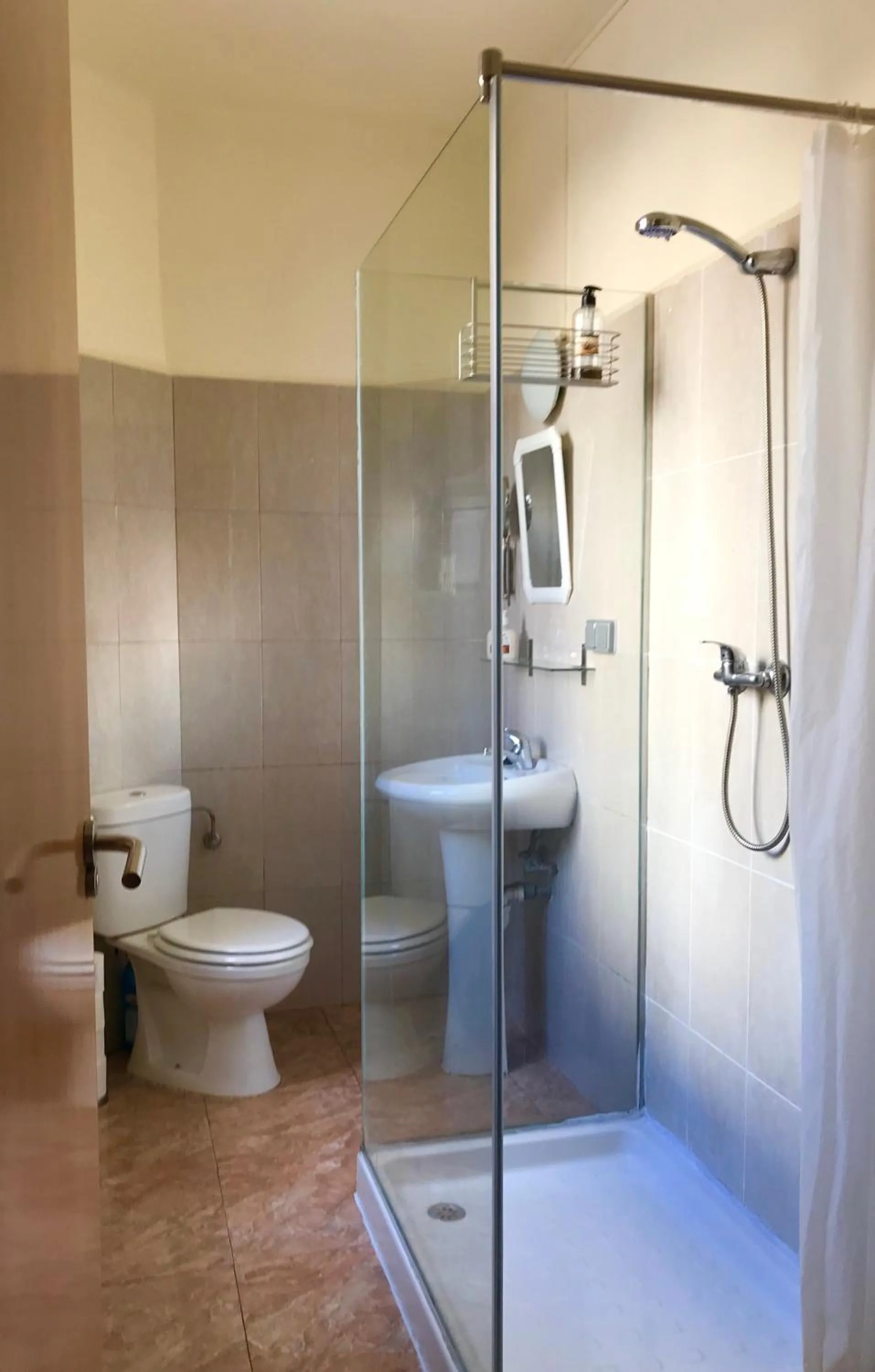 Bathroom in Hostal Atlanta