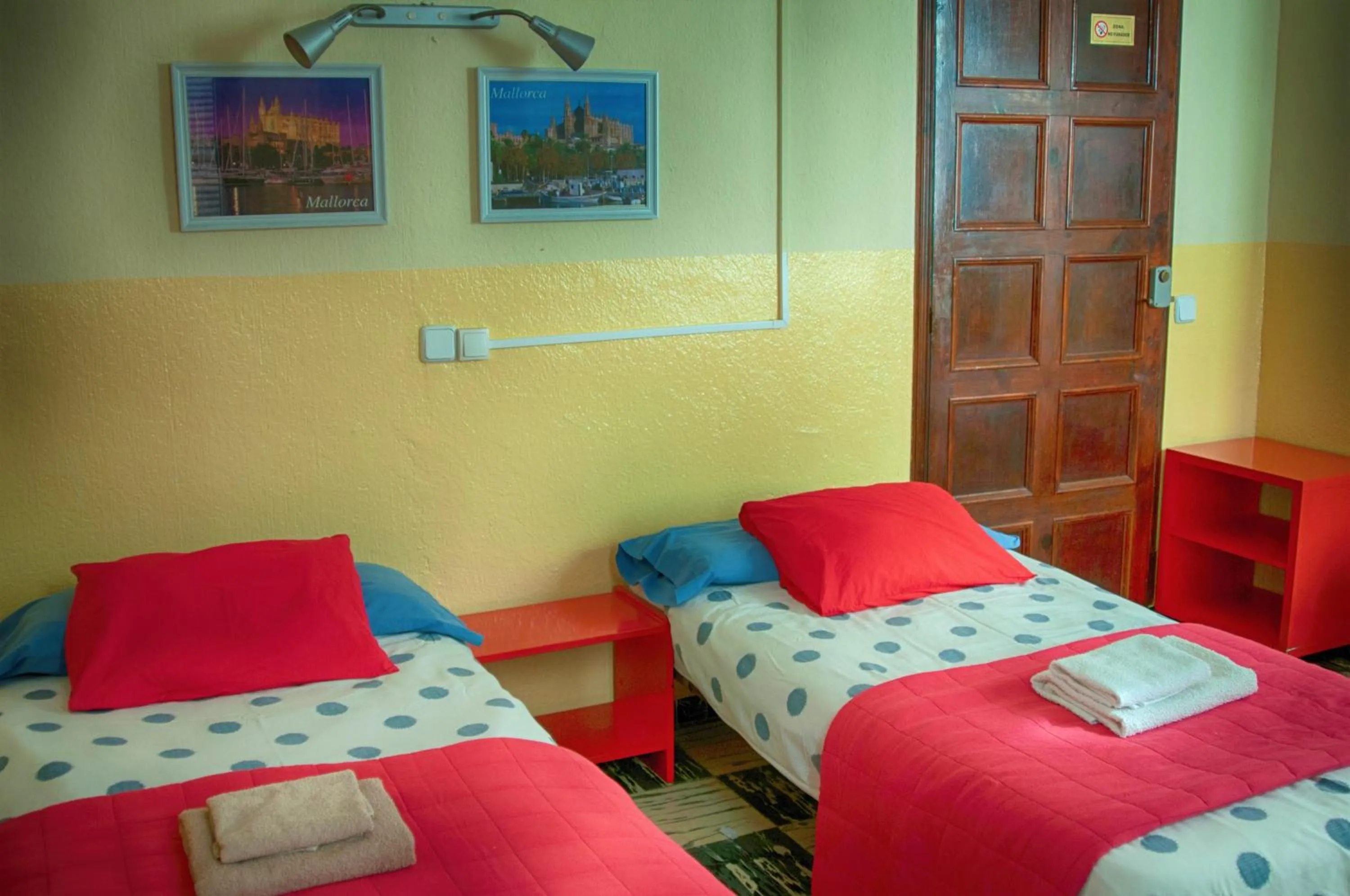 Bed in Hostal Atlanta