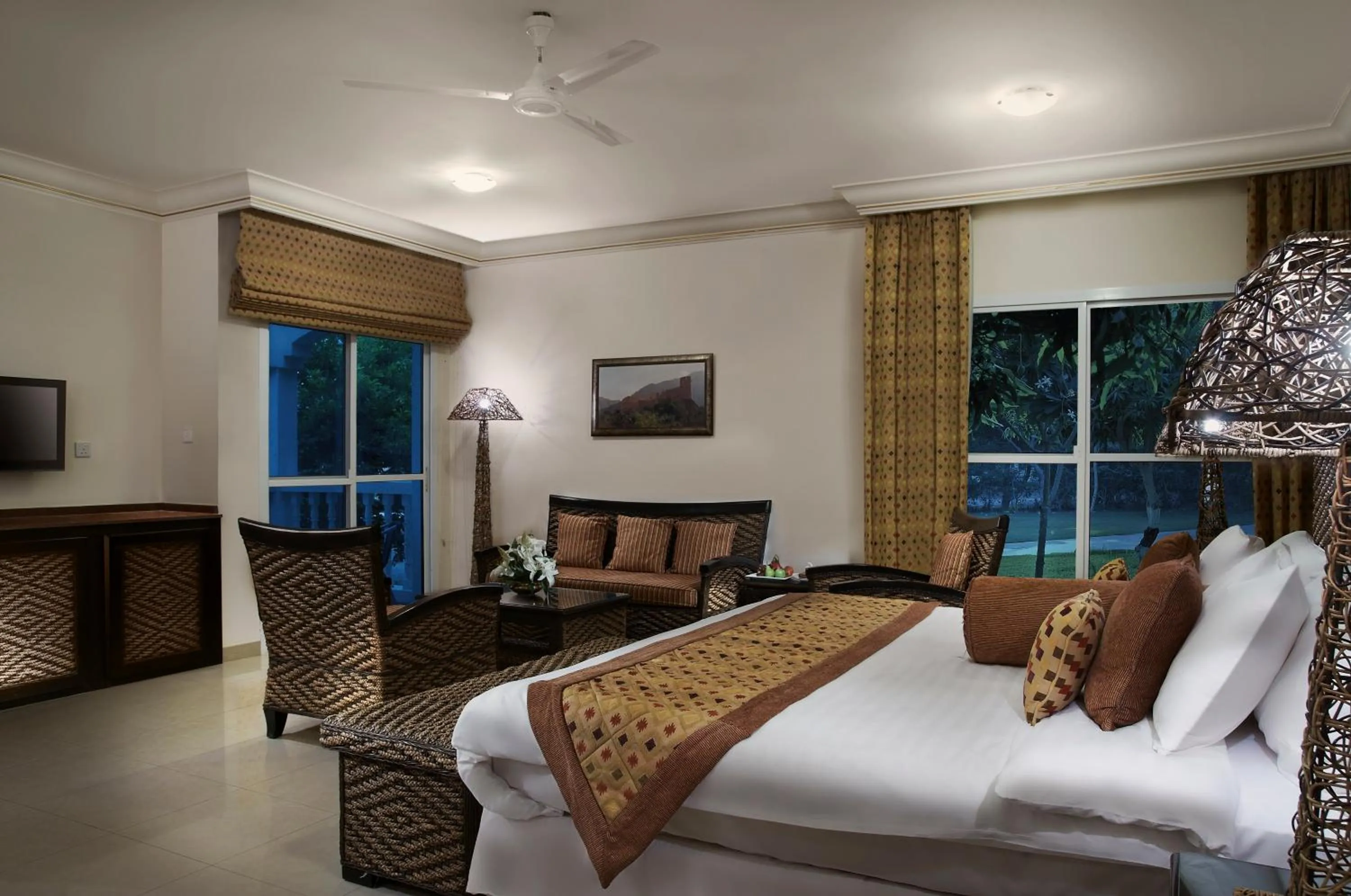 Photo of the whole room, Lounge/Bar in Al Nahda Resort & Spa