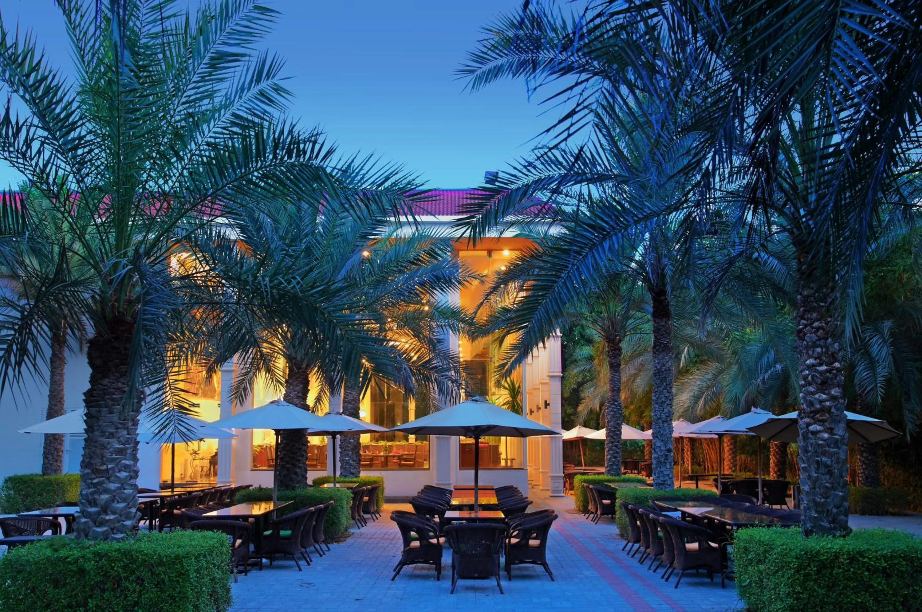 Restaurant/places to eat, Garden in Al Nahda Resort & Spa