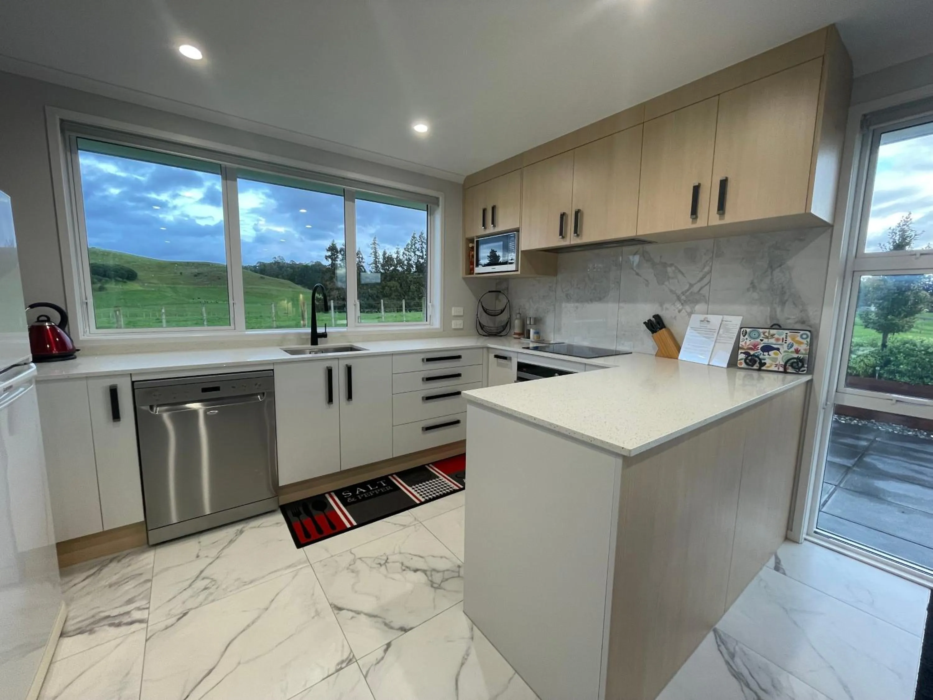 kitchen in Veld View Bed and Breakfast