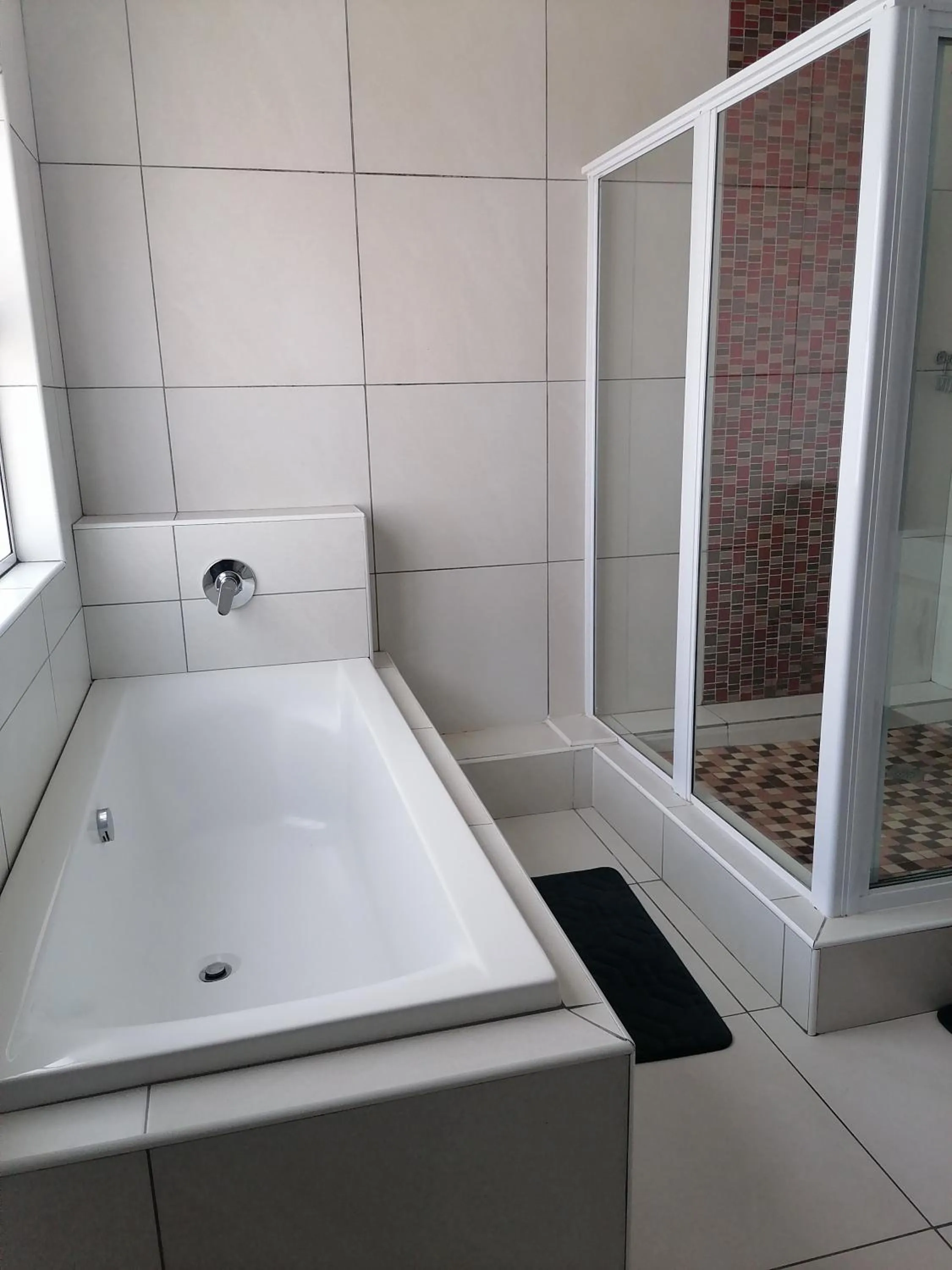 Bathroom in Margate Beach Lodge