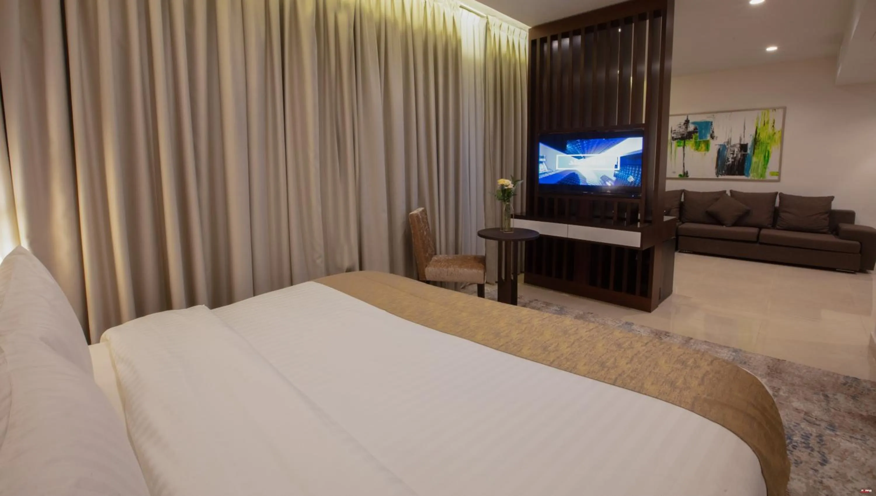 Bed in Seas Hotel Amman