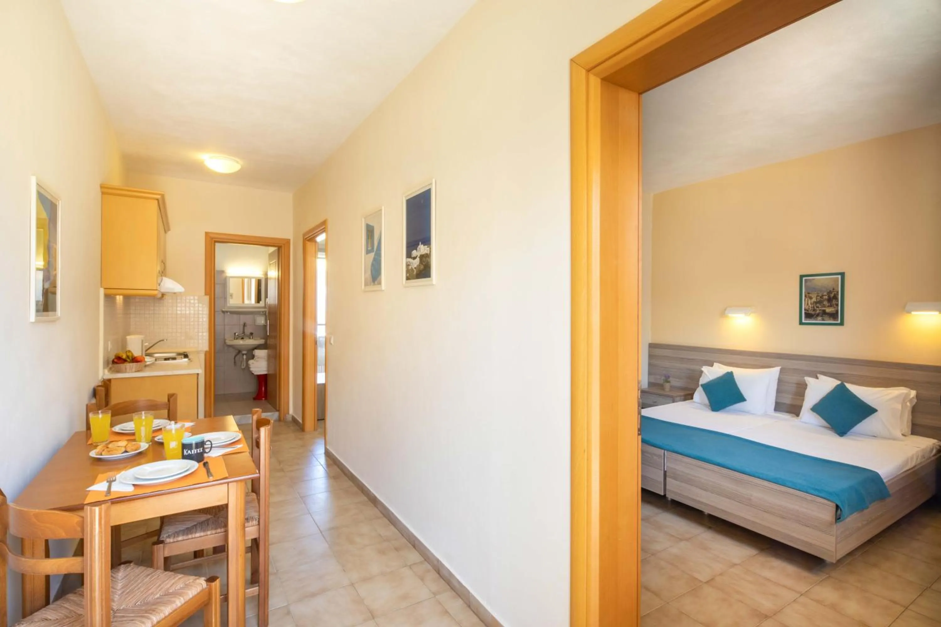 Photo of the whole room, Bed in Hotel Rossis