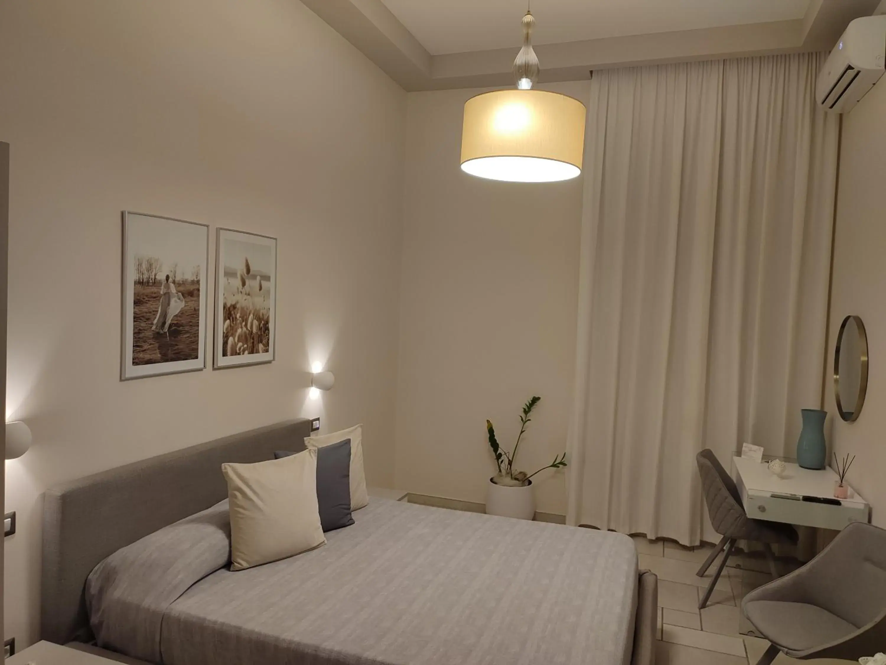 Junior Suite - single occupancy in Lux Suite Junior Suite - single occupancy in Lux Suite