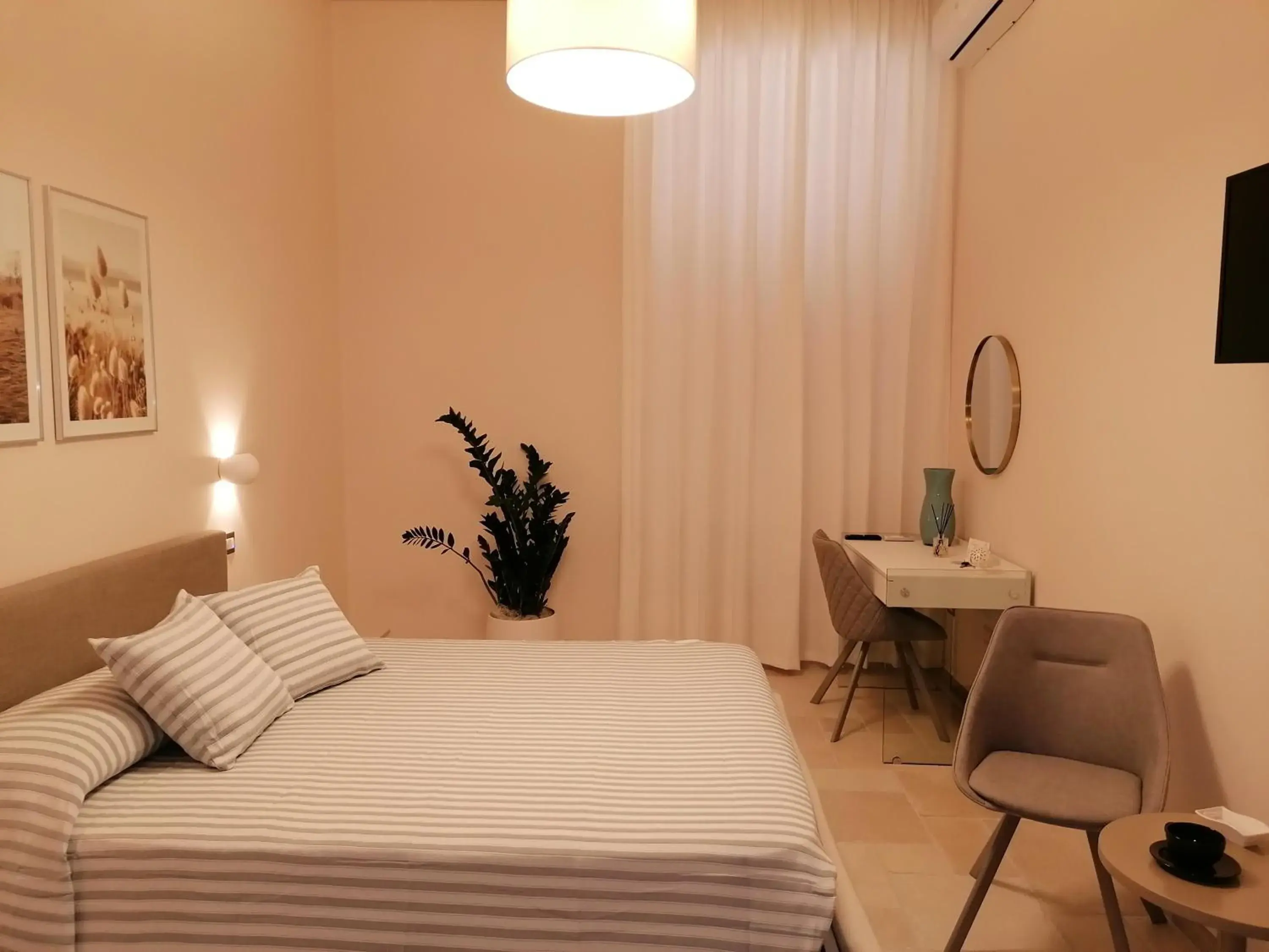 Junior Suite - single occupancy in Lux Suite Junior Suite - single occupancy in Lux Suite