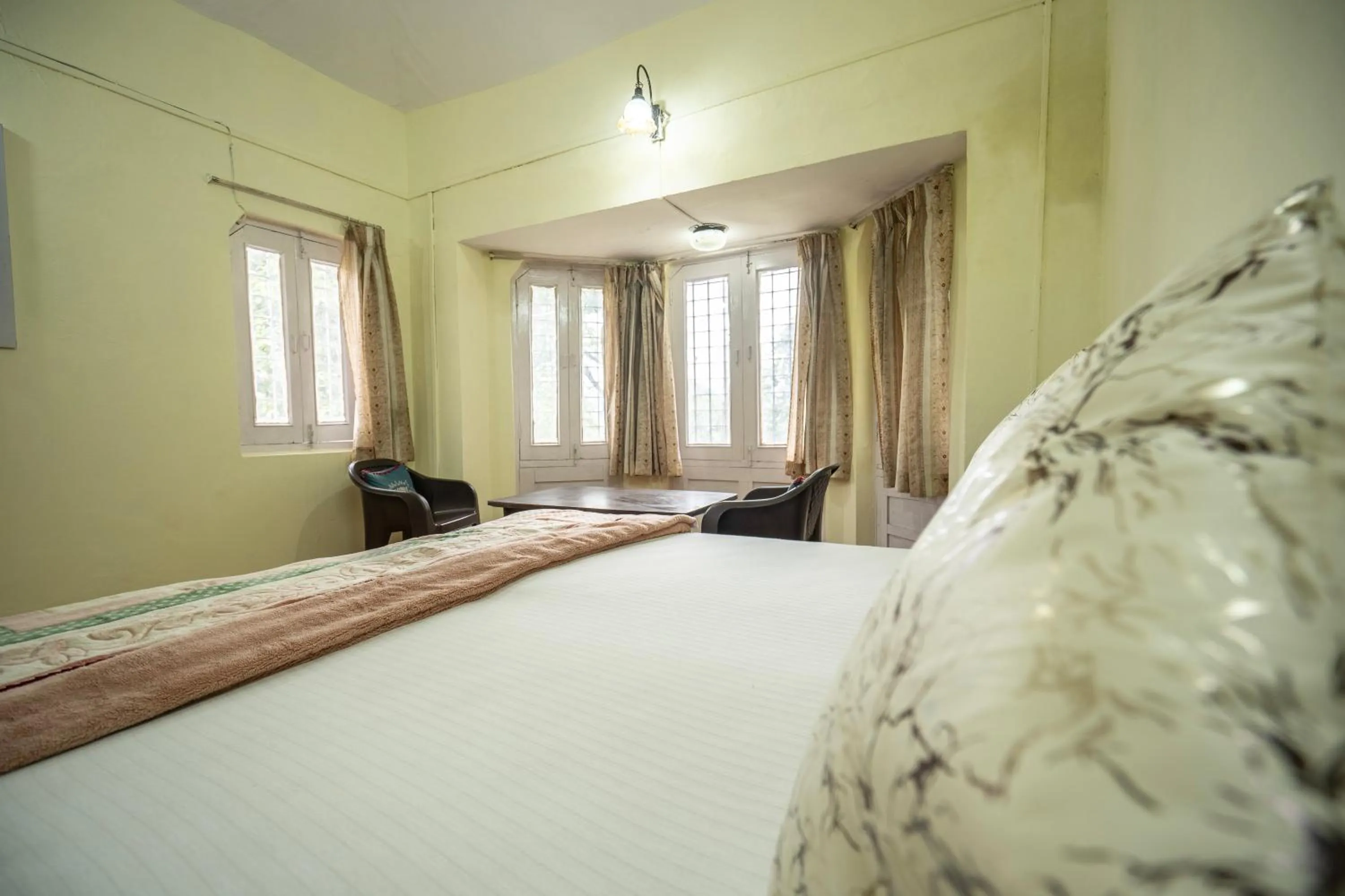 Bed in The Golden Sunrise Hotel