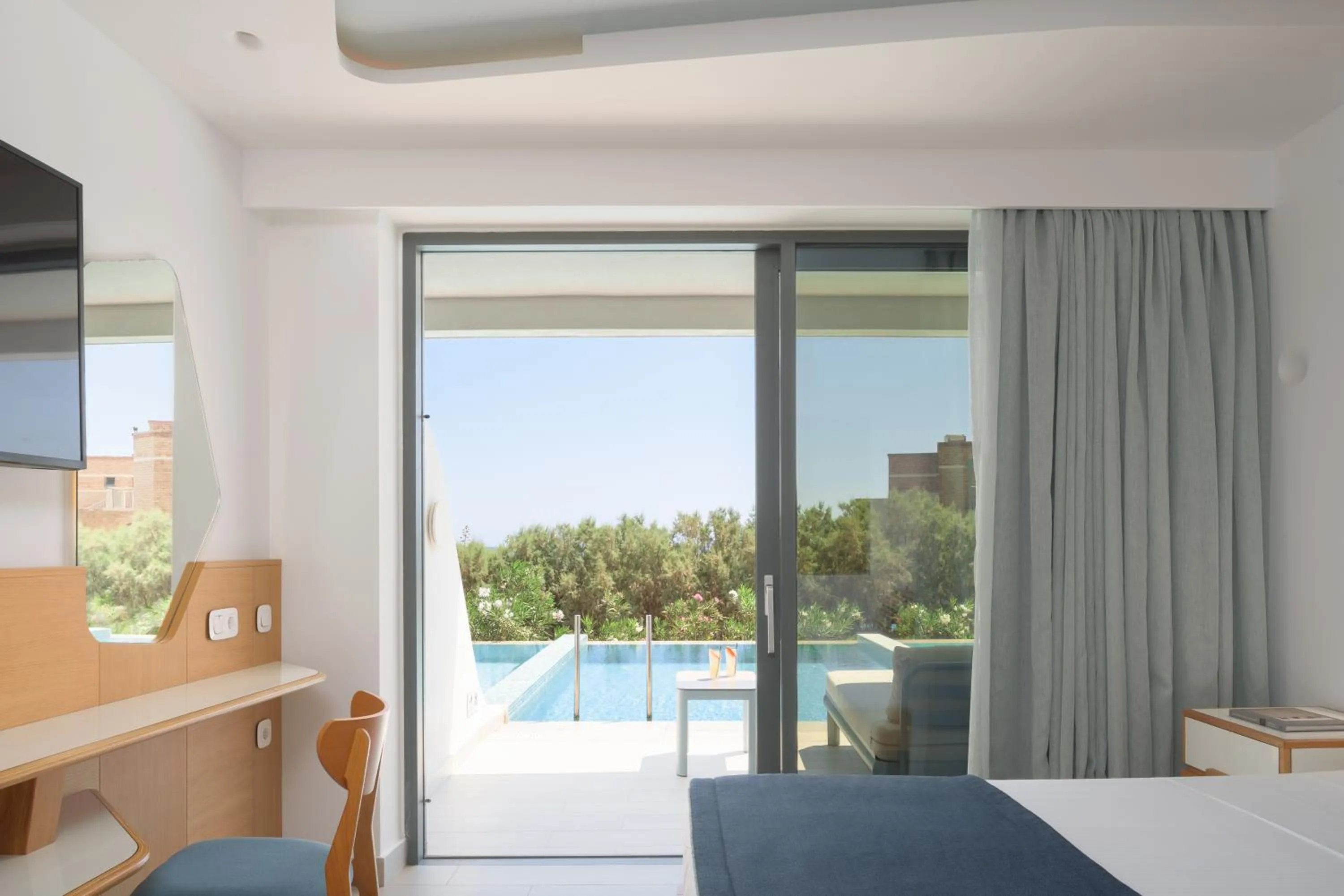 View (from property/room), Bed in Lyttos Mare
