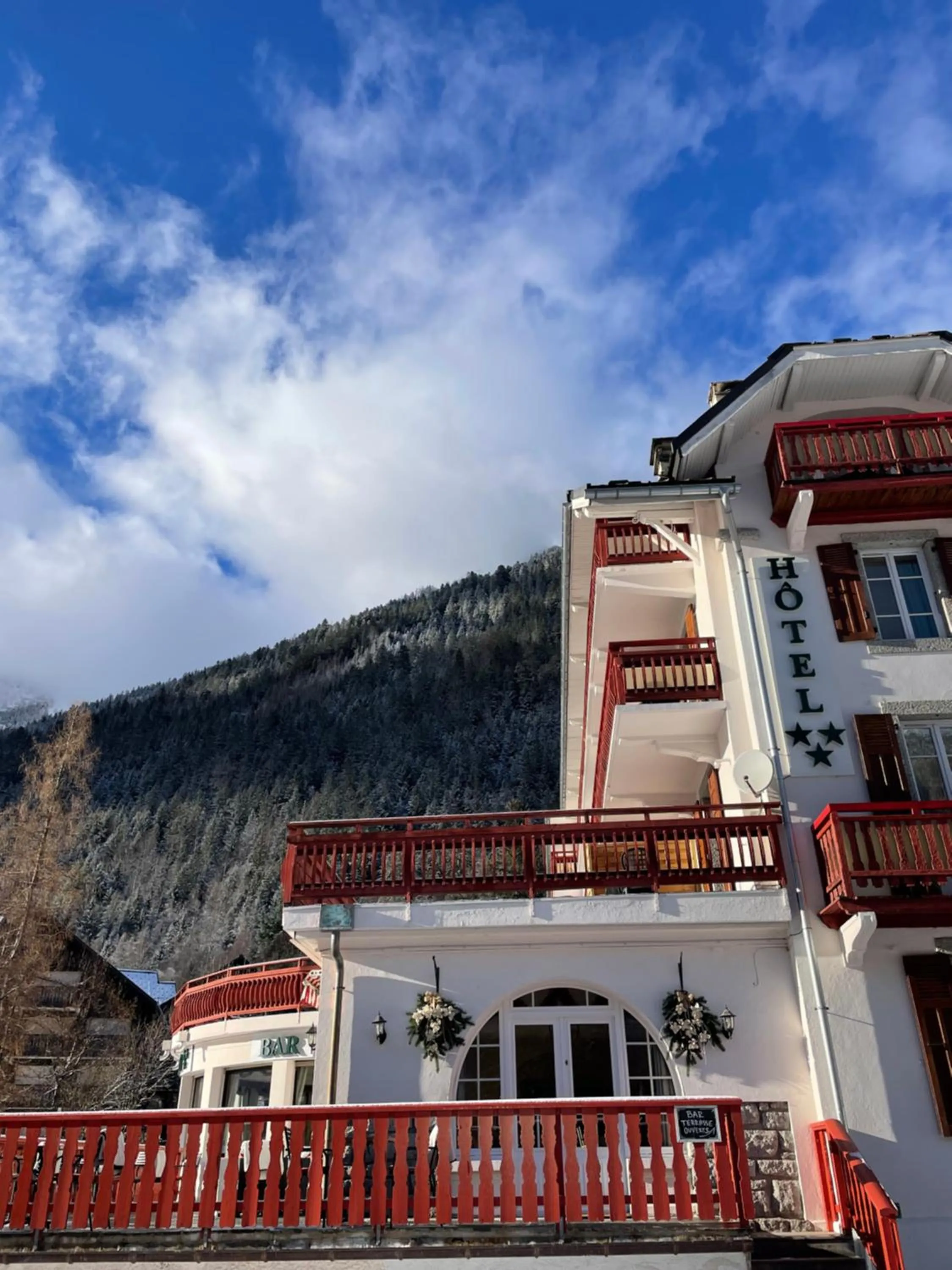 Property building in Chalet Hôtel La Sapinière