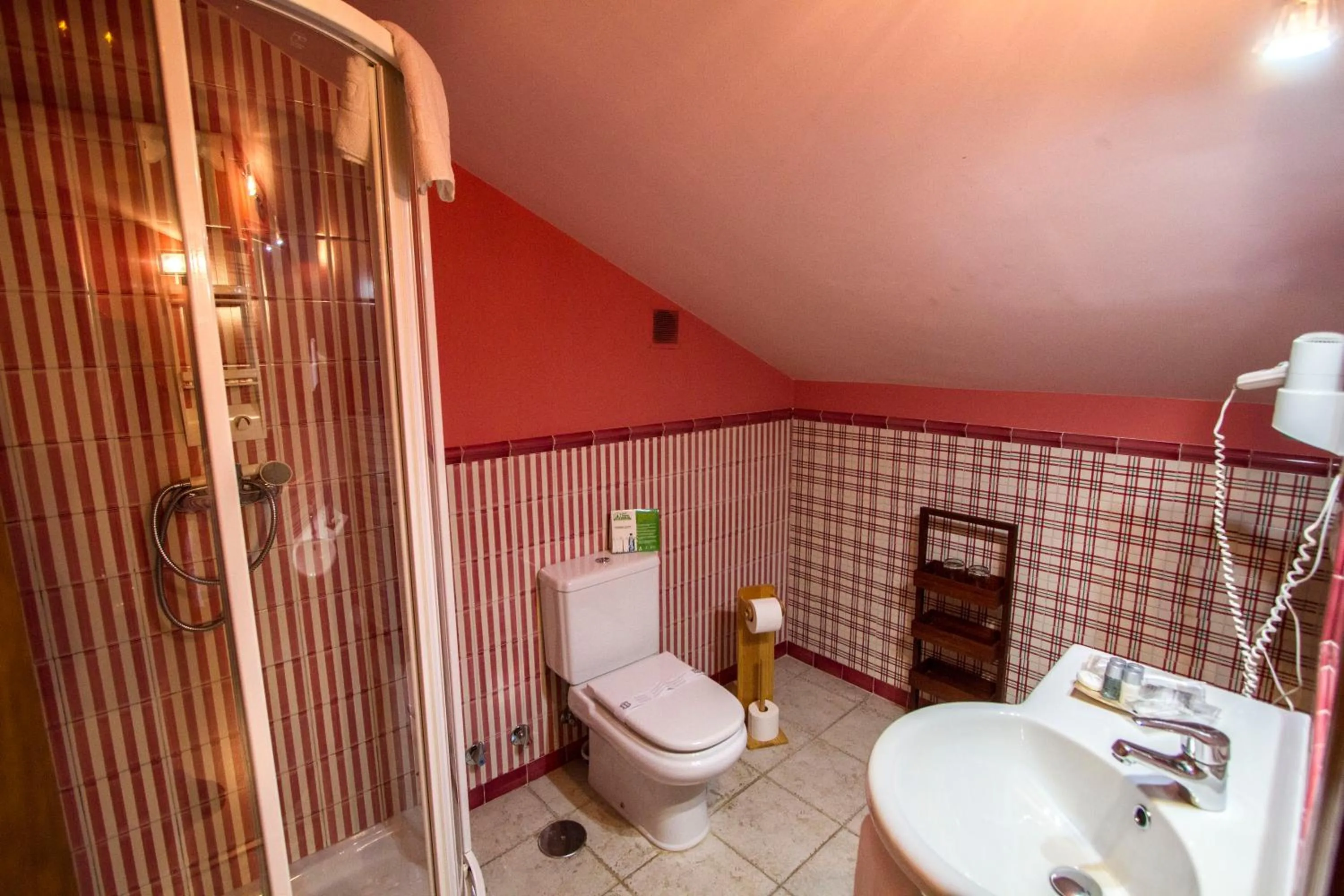 Bathroom in Posada de Villacarriedo