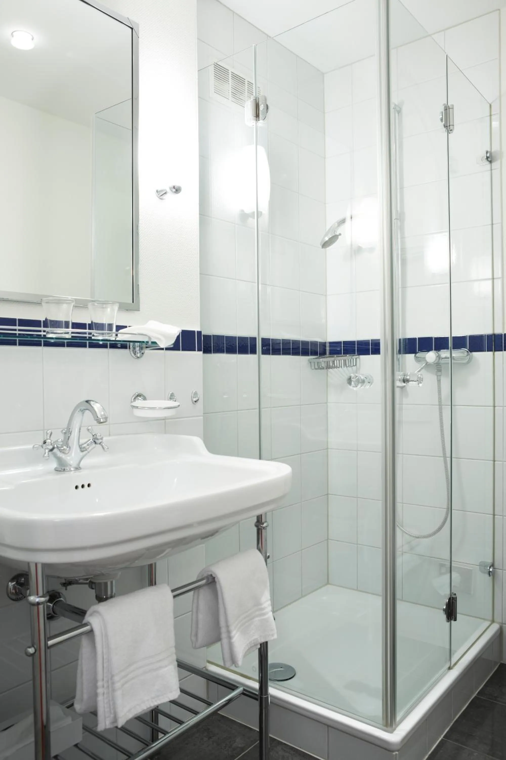 Bathroom in Seehotel Gotthard