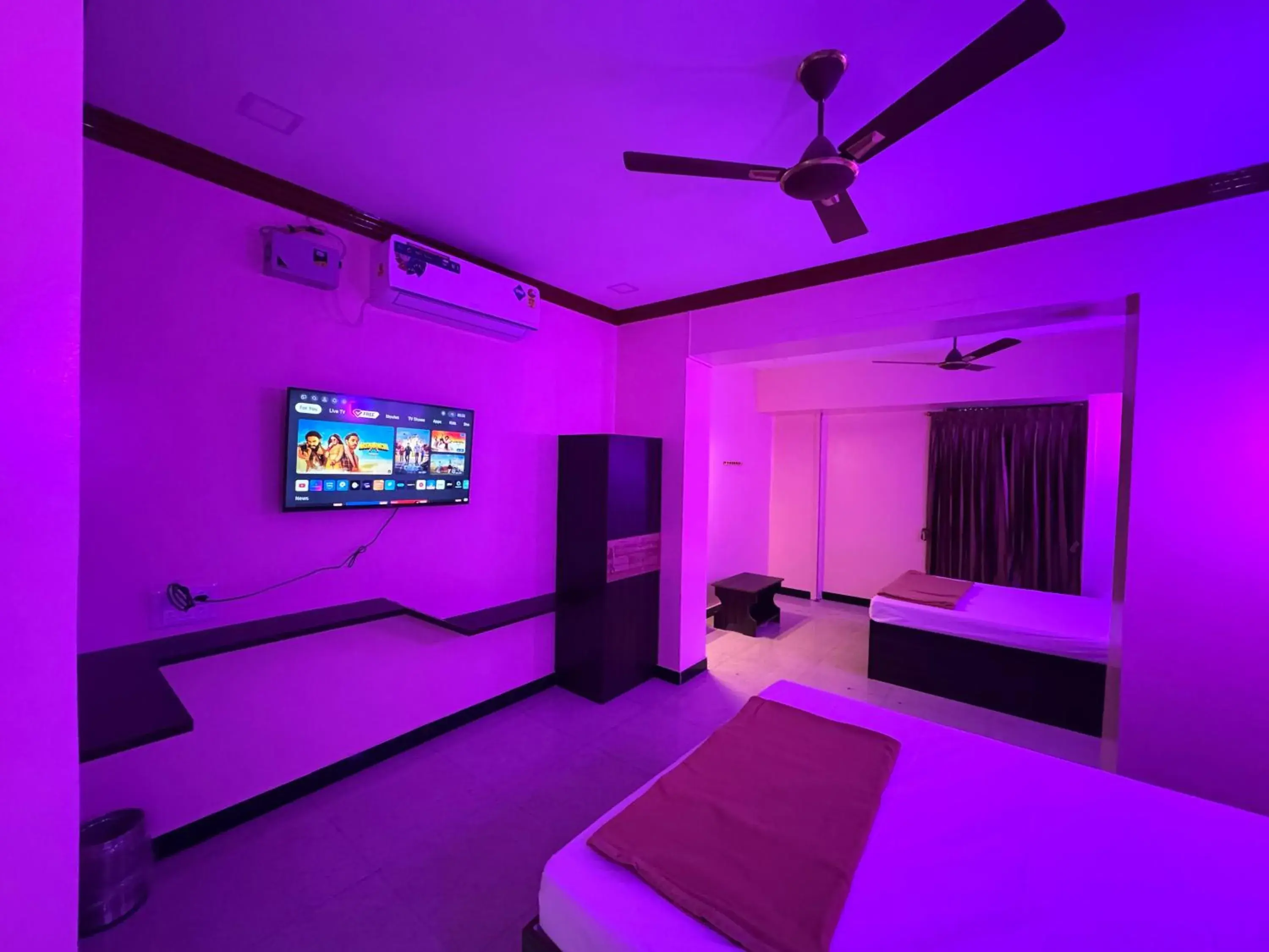 Bed in Sivamurugan residency Bed in Sivamurugan residency