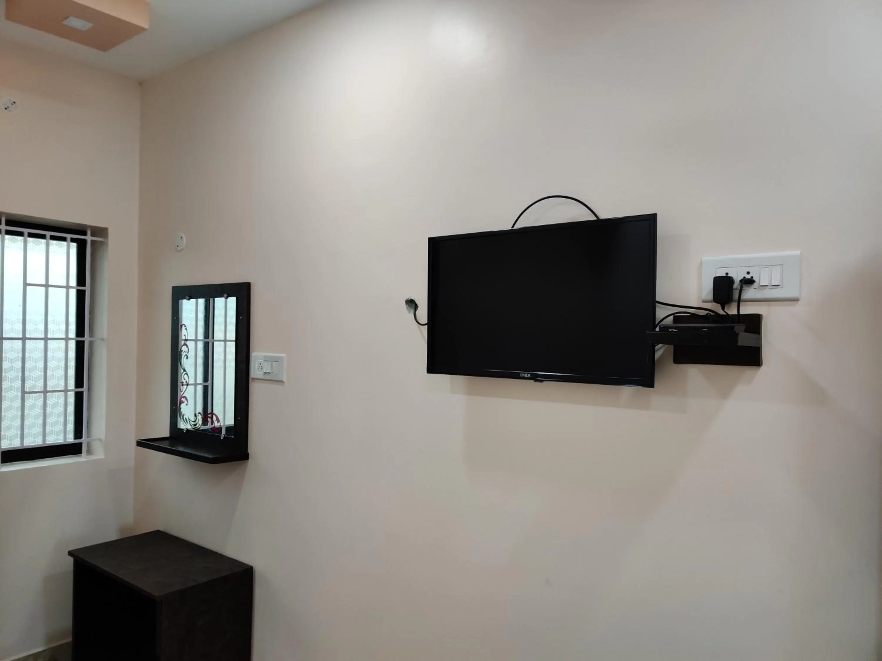 TV and multimedia in Sivamurugan residency